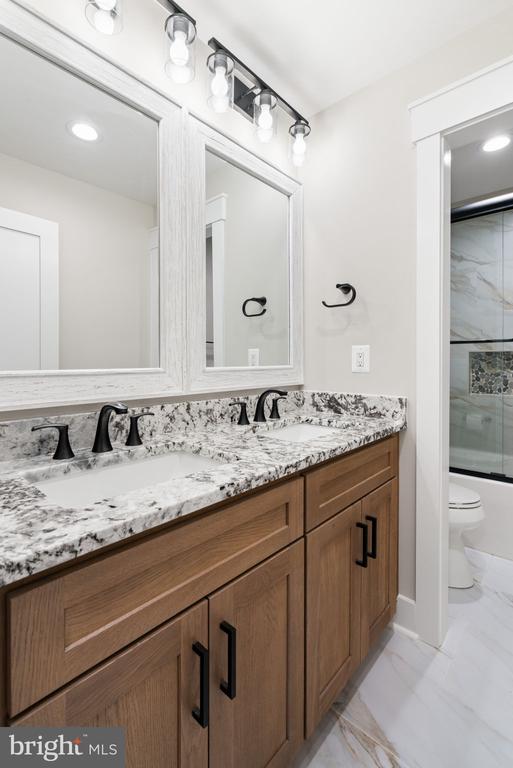 20359 LOOKOUT CIR, ORANGE, Virginia 22960, 5 Bedrooms Bedrooms, ,3 BathroomsBathrooms,Residential,20359 LOOKOUT CIR,VAOR2013386 MLS # VAOR2013386