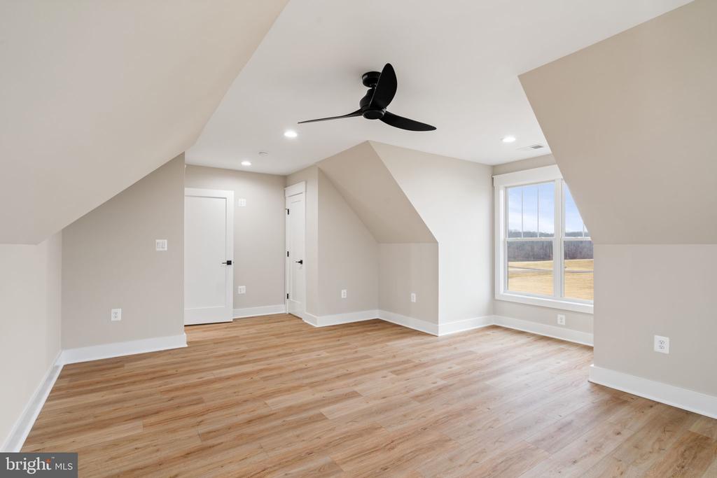 20359 LOOKOUT CIR, ORANGE, Virginia 22960, 5 Bedrooms Bedrooms, ,3 BathroomsBathrooms,Residential,20359 LOOKOUT CIR,VAOR2013386 MLS # VAOR2013386