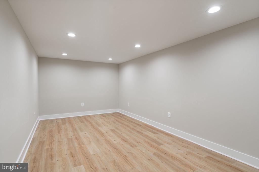 20359 LOOKOUT CIR, ORANGE, Virginia 22960, 5 Bedrooms Bedrooms, ,3 BathroomsBathrooms,Residential,20359 LOOKOUT CIR,VAOR2013386 MLS # VAOR2013386