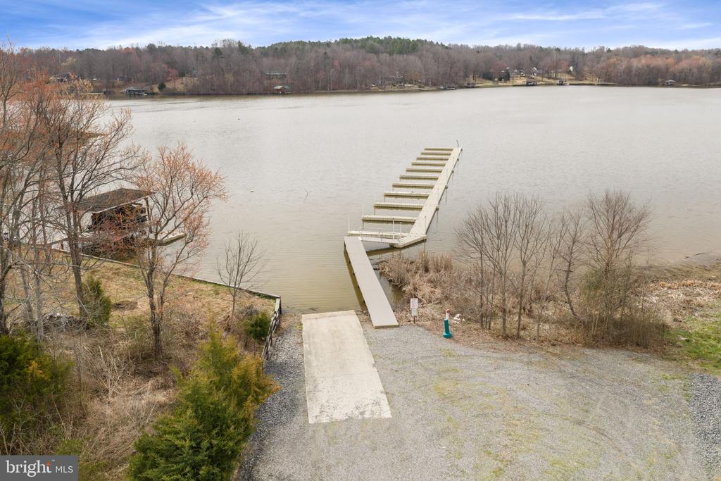 20359 LOOKOUT CIR, ORANGE, Virginia 22960, 5 Bedrooms Bedrooms, ,3 BathroomsBathrooms,Residential,20359 LOOKOUT CIR,VAOR2013386 MLS # VAOR2013386