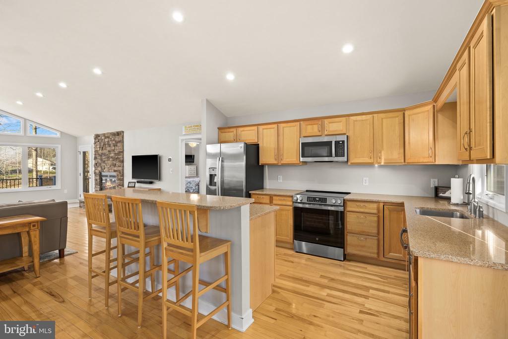 2045 LAKE FOREST DR, MINERAL, Virginia 23117, 6 Bedrooms Bedrooms, ,4 BathroomsBathrooms,Residential,2045 LAKE FOREST DR,VALA2009466 MLS # VALA2009466