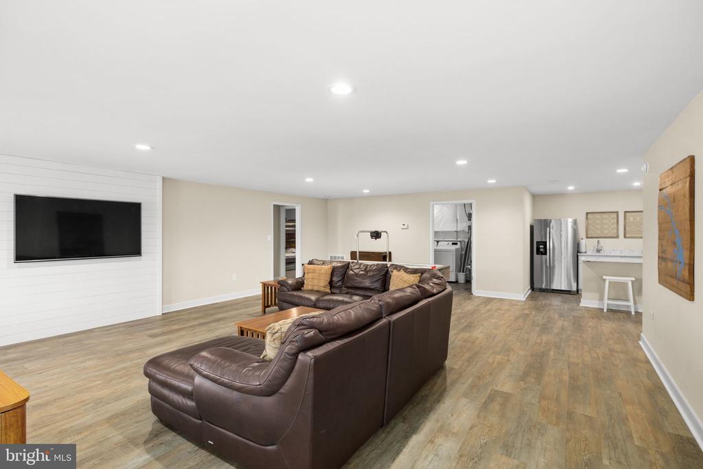 2045 LAKE FOREST DR, MINERAL, Virginia 23117, 6 Bedrooms Bedrooms, ,4 BathroomsBathrooms,Residential,2045 LAKE FOREST DR,VALA2009466 MLS # VALA2009466