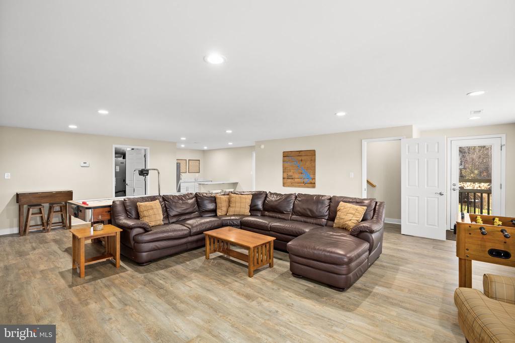 2045 LAKE FOREST DR, MINERAL, Virginia 23117, 6 Bedrooms Bedrooms, ,4 BathroomsBathrooms,Residential,2045 LAKE FOREST DR,VALA2009466 MLS # VALA2009466