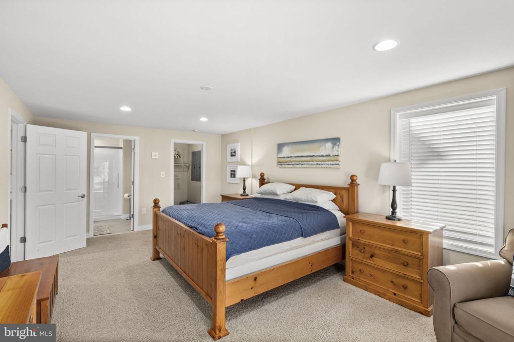 2045 LAKE FOREST DR, MINERAL, Virginia 23117, 6 Bedrooms Bedrooms, ,4 BathroomsBathrooms,Residential,2045 LAKE FOREST DR,VALA2009466 MLS # VALA2009466