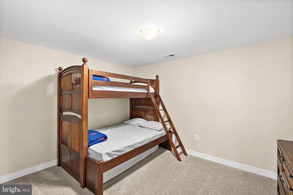 2045 LAKE FOREST DR, MINERAL, Virginia 23117, 6 Bedrooms Bedrooms, ,4 BathroomsBathrooms,Residential,2045 LAKE FOREST DR,VALA2009466 MLS # VALA2009466