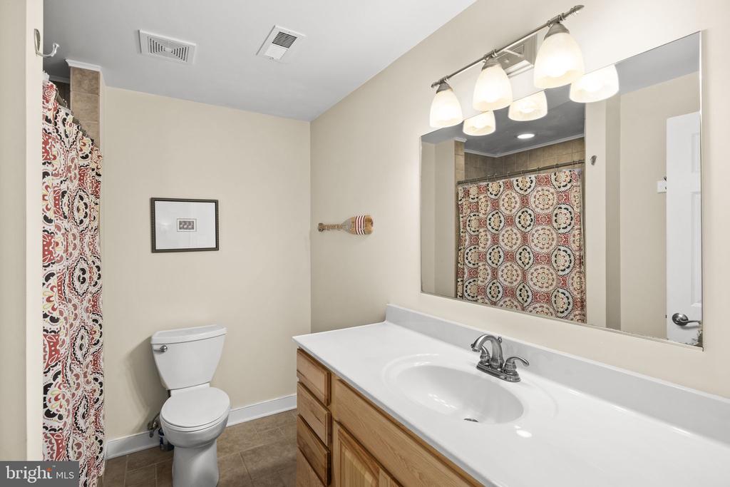 2045 LAKE FOREST DR, MINERAL, Virginia 23117, 6 Bedrooms Bedrooms, ,4 BathroomsBathrooms,Residential,2045 LAKE FOREST DR,VALA2009466 MLS # VALA2009466