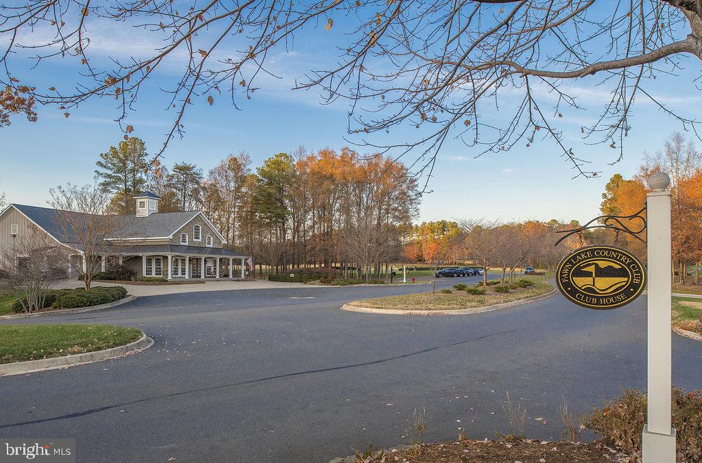 11612 LONGSTREET DR, SPOTSYLVANIA, Virginia 22551, 4 Bedrooms Bedrooms, ,5 BathroomsBathrooms,Residential,FAWN LAKE COMMUNITY ASSOC,11612 LONGSTREET DR,VASP2040202 MLS # VASP2040202
