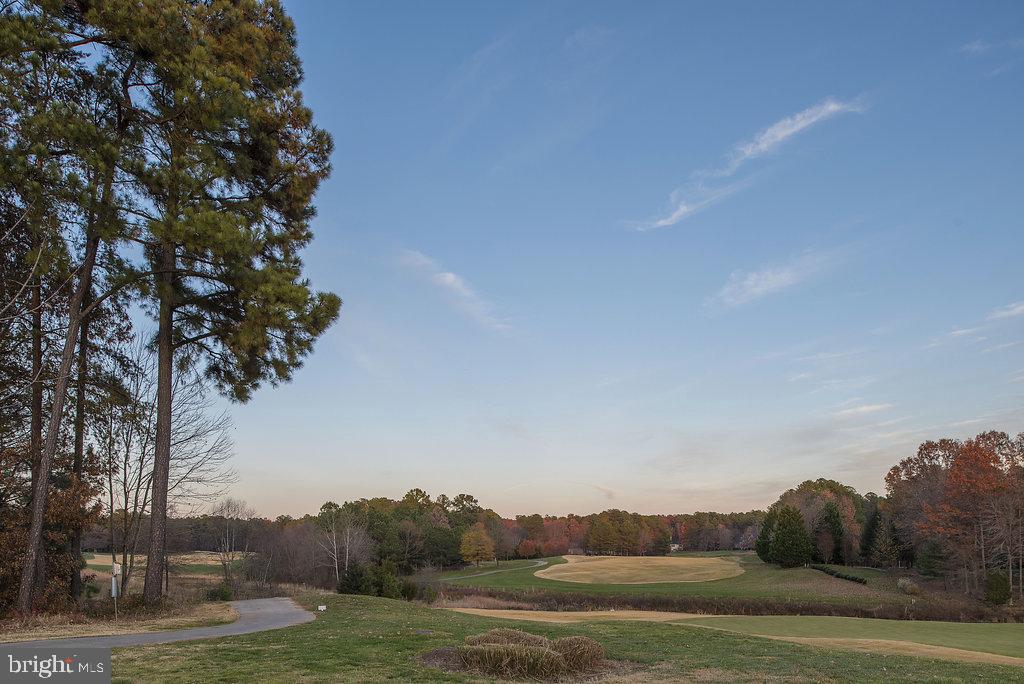 11612 LONGSTREET DR, SPOTSYLVANIA, Virginia 22551, 4 Bedrooms Bedrooms, ,5 BathroomsBathrooms,Residential,FAWN LAKE COMMUNITY ASSOC,11612 LONGSTREET DR,VASP2040202 MLS # VASP2040202
