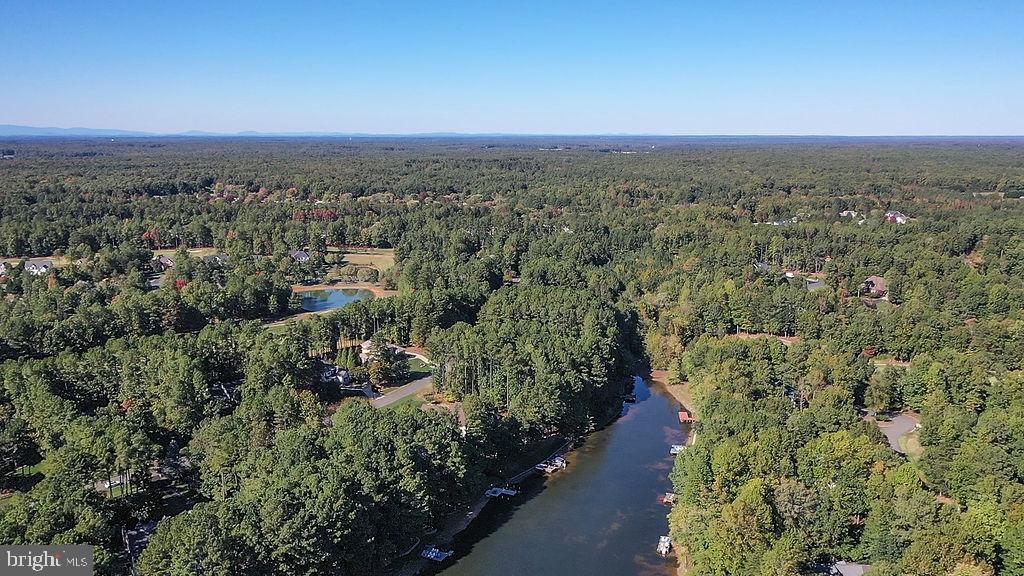 11612 LONGSTREET DR, SPOTSYLVANIA, Virginia 22551, 4 Bedrooms Bedrooms, ,5 BathroomsBathrooms,Residential,FAWN LAKE COMMUNITY ASSOC,11612 LONGSTREET DR,VASP2040202 MLS # VASP2040202