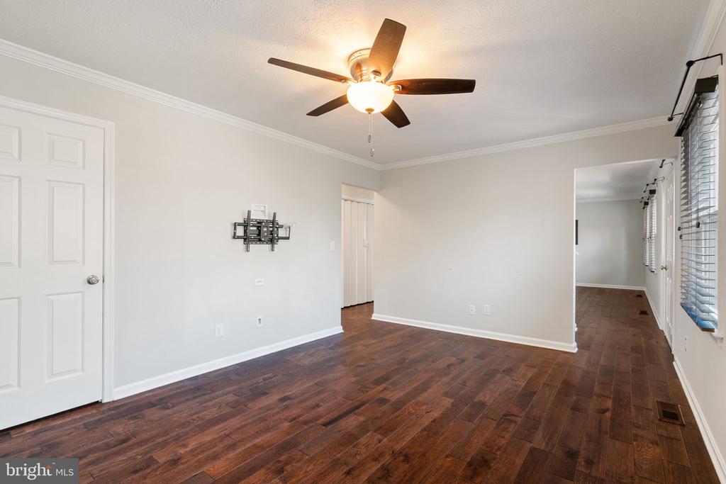 19190 HIDDEN LN, JEFFERSONTON, Virginia 22724, 3 Bedrooms Bedrooms, ,2 BathroomsBathrooms,Residential,19190 HIDDEN LN,VACU2012978 MLS # VACU2012978