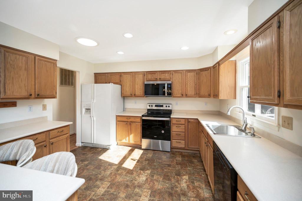 821 EASTOVER PKWY, LOCUST GROVE, Virginia 22508, 3 Bedrooms Bedrooms, ,2 BathroomsBathrooms,Residential,821 EASTOVER PKWY,VAOR2013590 MLS # VAOR2013590