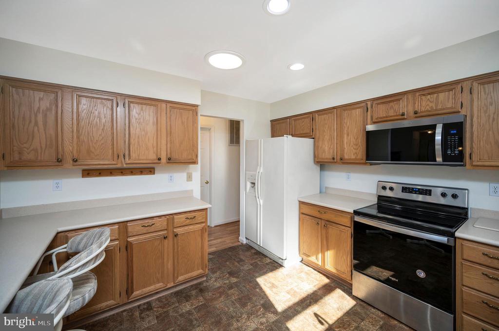 821 EASTOVER PKWY, LOCUST GROVE, Virginia 22508, 3 Bedrooms Bedrooms, ,2 BathroomsBathrooms,Residential,821 EASTOVER PKWY,VAOR2013590 MLS # VAOR2013590