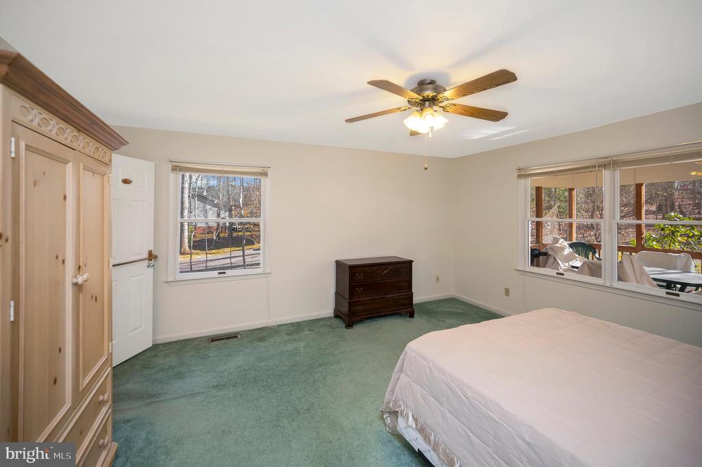 821 EASTOVER PKWY, LOCUST GROVE, Virginia 22508, 3 Bedrooms Bedrooms, ,2 BathroomsBathrooms,Residential,821 EASTOVER PKWY,VAOR2013590 MLS # VAOR2013590