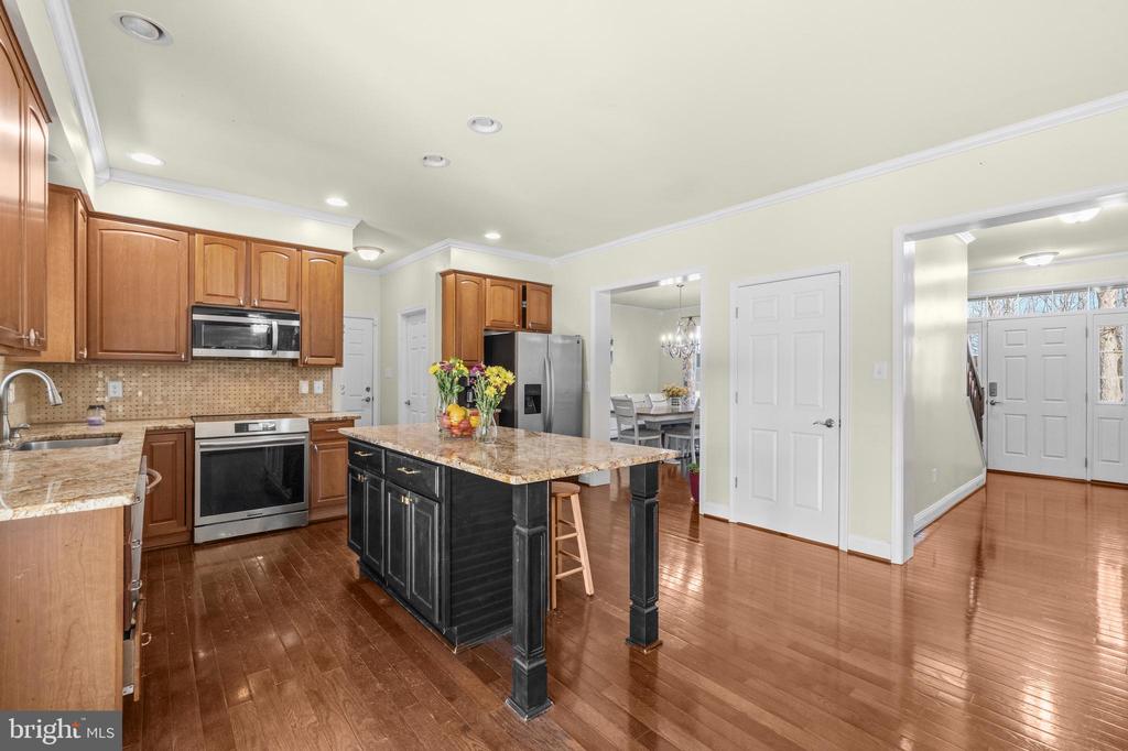 10206 TALLEY RD, SPOTSYLVANIA, Virginia 22553, 5 Bedrooms Bedrooms, ,3 BathroomsBathrooms,Residential,10206 TALLEY RD,VASP2040072 MLS # VASP2040072