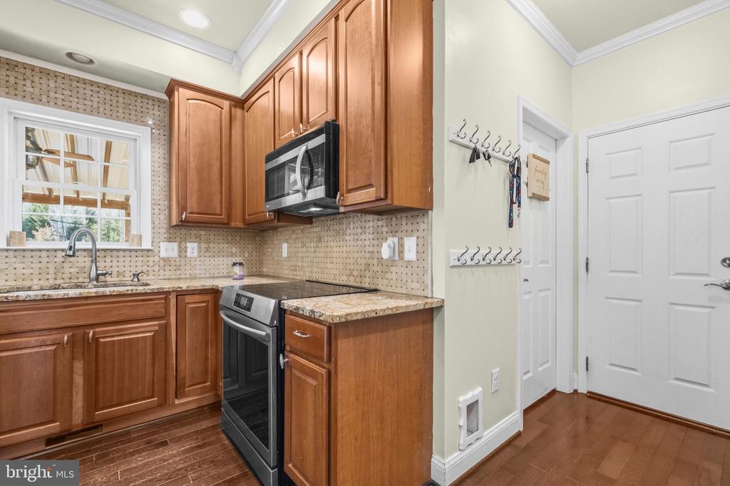 10206 TALLEY RD, SPOTSYLVANIA, Virginia 22553, 5 Bedrooms Bedrooms, ,3 BathroomsBathrooms,Residential,10206 TALLEY RD,VASP2040072 MLS # VASP2040072