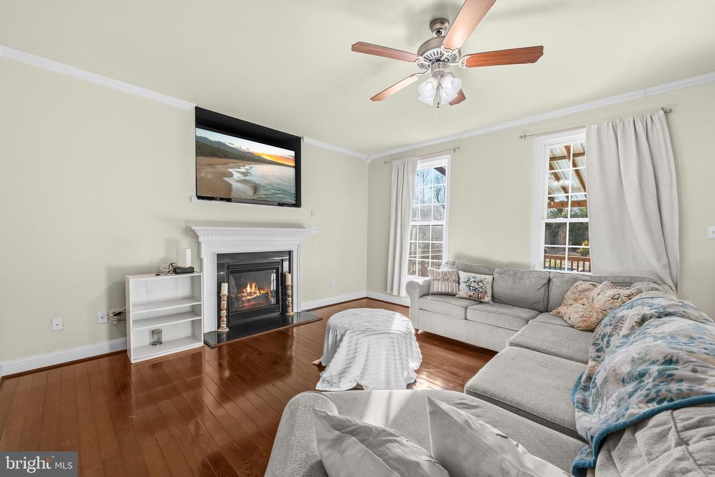 10206 TALLEY RD, SPOTSYLVANIA, Virginia 22553, 5 Bedrooms Bedrooms, ,3 BathroomsBathrooms,Residential,10206 TALLEY RD,VASP2040072 MLS # VASP2040072