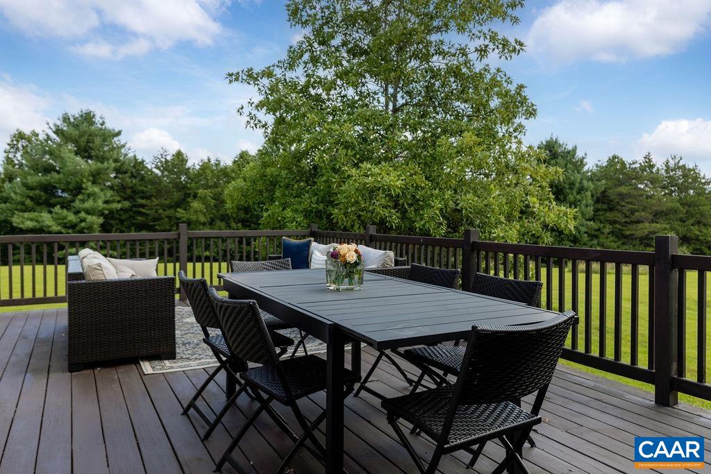 23 LOOKAWAY HILLS DR, AFTON, Virginia 22920, 5 Bedrooms Bedrooms, ,3 BathroomsBathrooms,Residential,23 LOOKAWAY HILLS DR,674039 MLS # 674039 23 LOOKAWAY HILLS DR, AFTON, Virginia 22920, 5 Bedrooms Bedrooms, ,3 BathroomsBathrooms,Residential,23 LOOKAWAY HILLS DR,674039 MLS # 674039