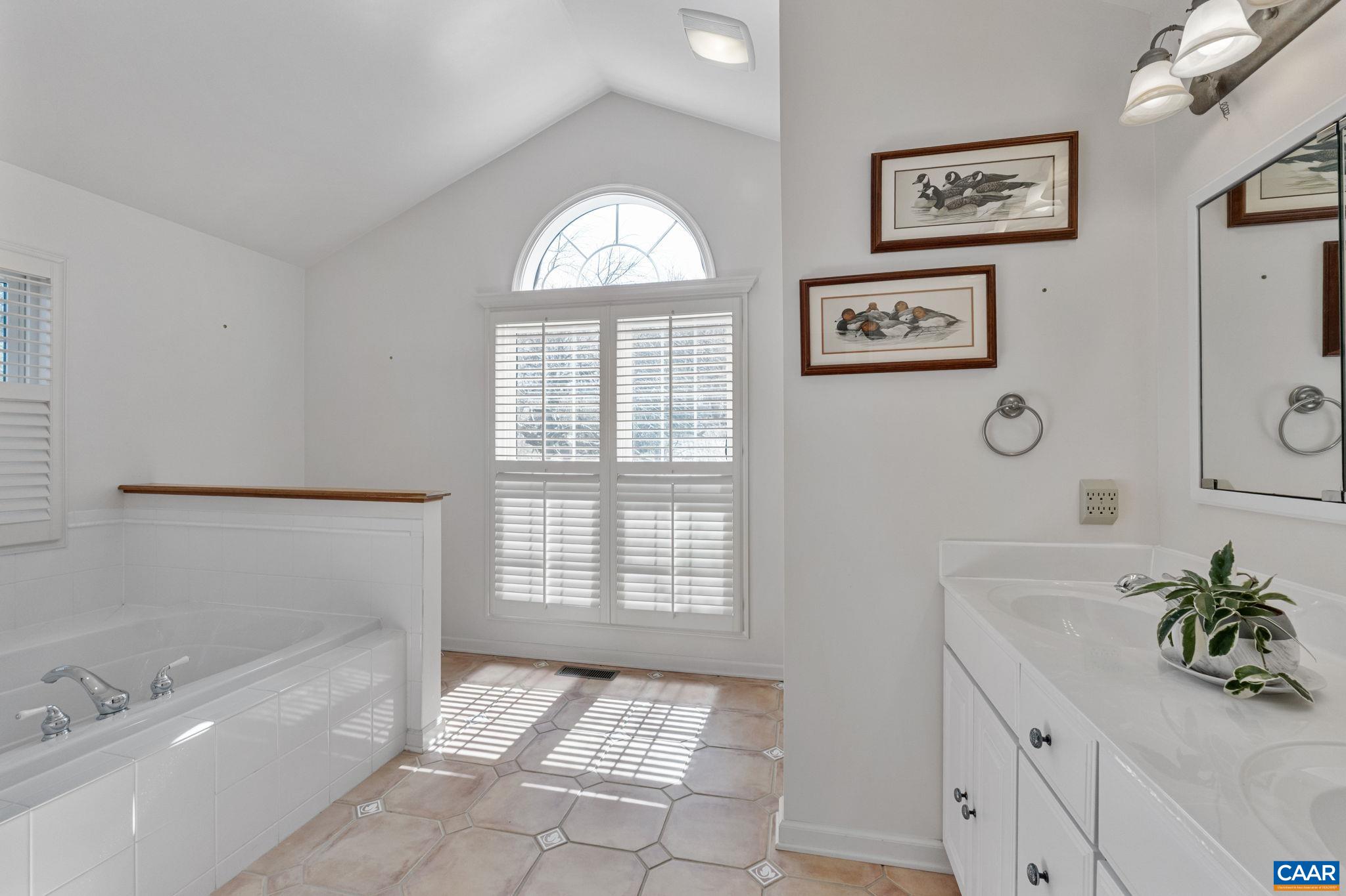 24 FLEETWOOD DR, PALMYRA, Virginia 22963, 4 Bedrooms Bedrooms, ,3 BathroomsBathrooms,Residential,24 FLEETWOOD DR,674343 MLS # 674343