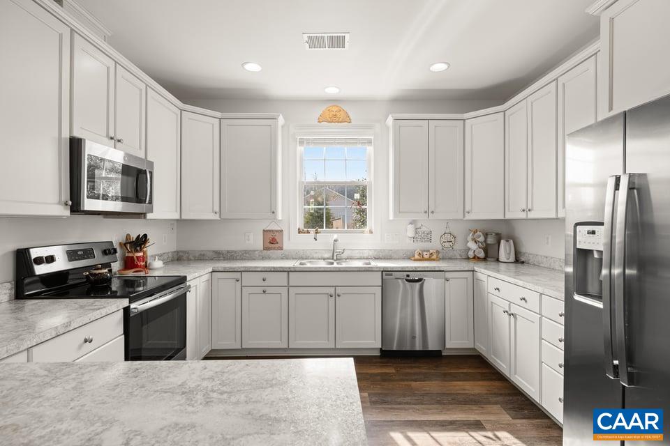 89 CRAPE MYRTLE DR, PALMYRA, Virginia 22963, 2 Bedrooms Bedrooms, ,2 BathroomsBathrooms,Residential,89 CRAPE MYRTLE DR,674435 MLS # 674435 89 CRAPE MYRTLE DR, PALMYRA, Virginia 22963, 2 Bedrooms Bedrooms, ,2 BathroomsBathrooms,Residential,89 CRAPE MYRTLE DR,674435 MLS # 674435