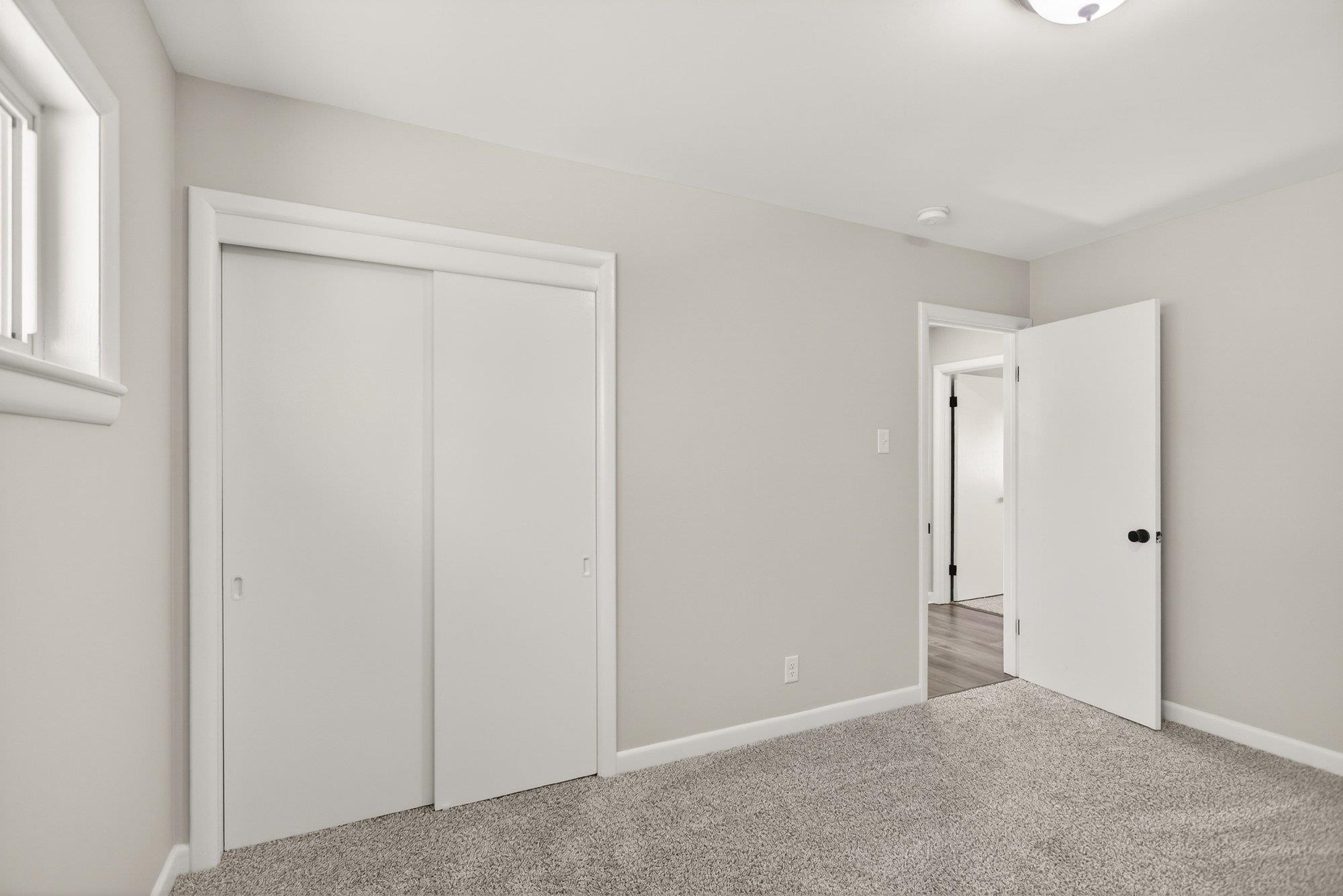 100 MONUMENT AVE, HARRISONBURG, Virginia 22801, 3 Bedrooms Bedrooms, ,2 BathroomsBathrooms,Residential,100 MONUMENT AVE,674450 MLS # 674450