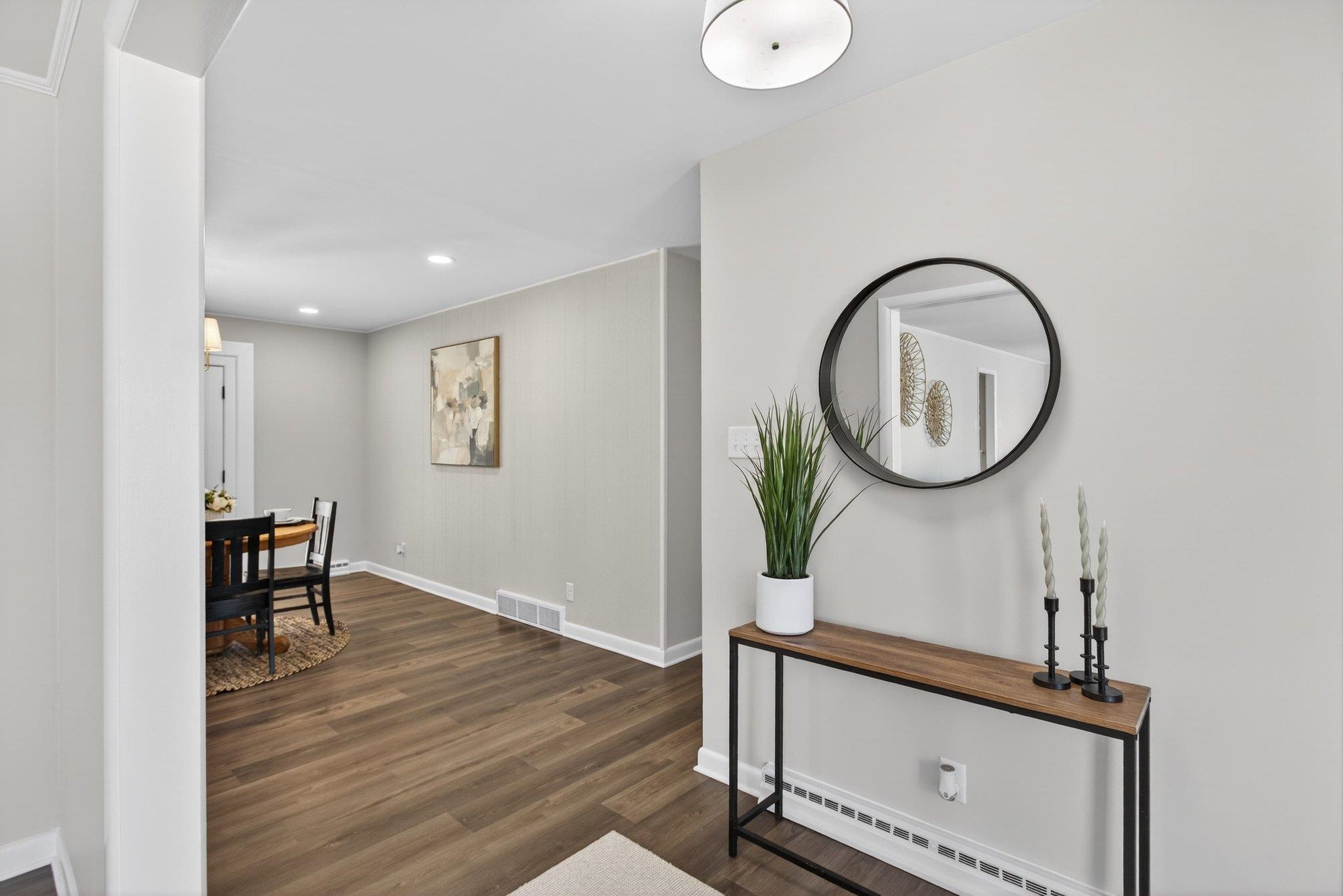 100 MONUMENT AVE, HARRISONBURG, Virginia 22801, 3 Bedrooms Bedrooms, ,2 BathroomsBathrooms,Residential,100 MONUMENT AVE,674450 MLS # 674450