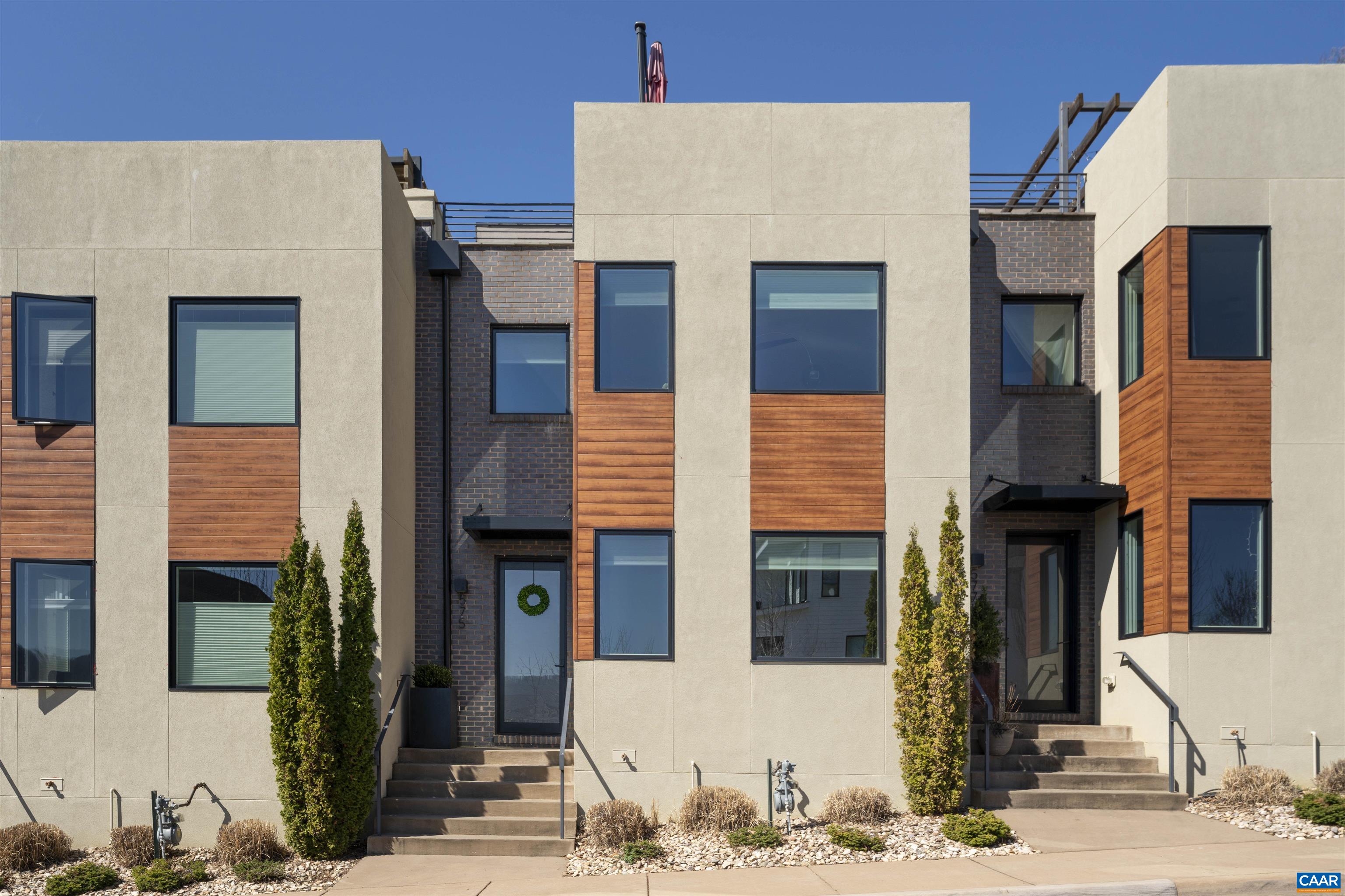 575 LOCHLYN HILL DR, CHARLOTTESVILLE, Virginia 22901, 3 Bedrooms Bedrooms, ,2 BathroomsBathrooms,Residential,575 LOCHLYN HILL DR,674463 MLS # 674463