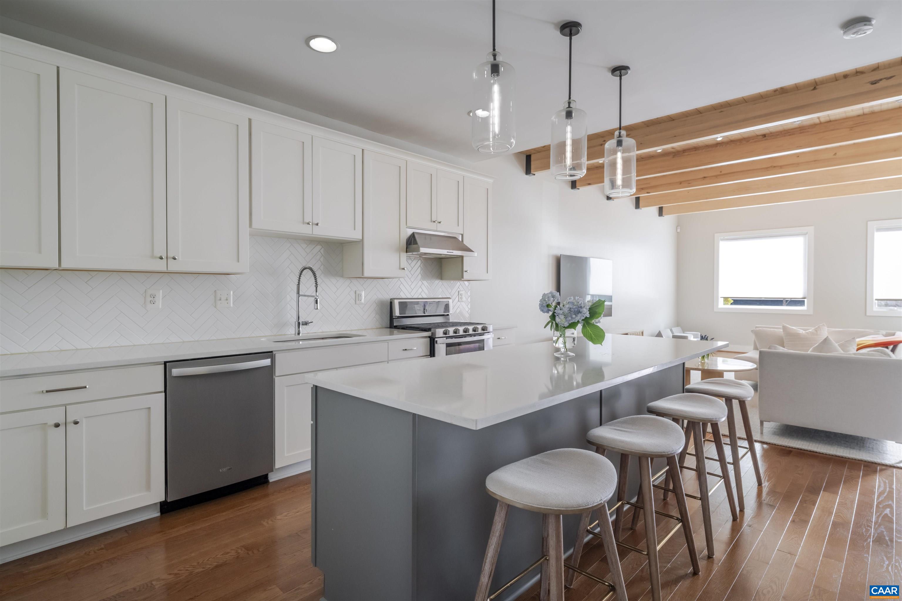 575 LOCHLYN HILL DR, CHARLOTTESVILLE, Virginia 22901, 3 Bedrooms Bedrooms, ,2 BathroomsBathrooms,Residential,575 LOCHLYN HILL DR,674463 MLS # 674463