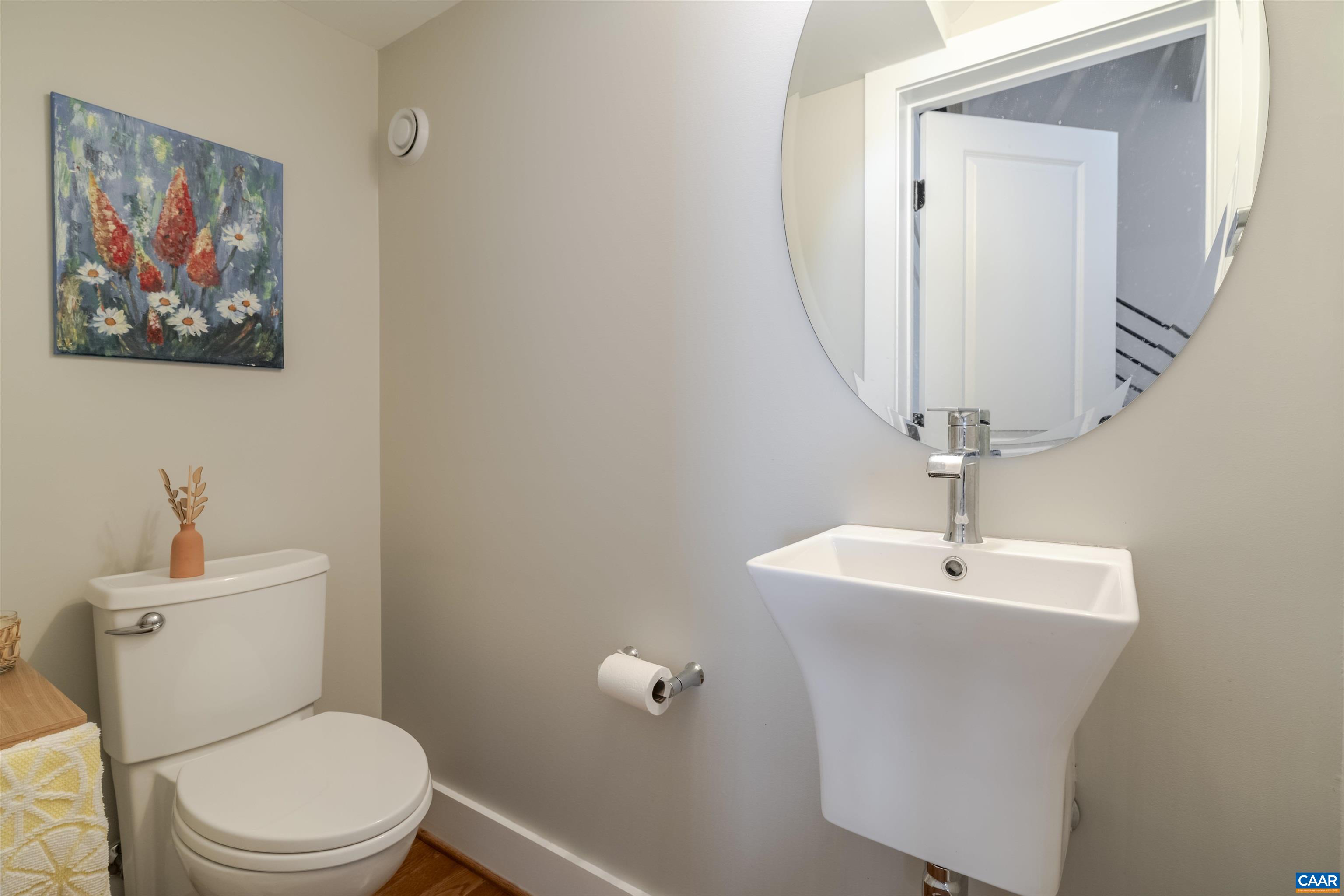 575 LOCHLYN HILL DR, CHARLOTTESVILLE, Virginia 22901, 3 Bedrooms Bedrooms, ,2 BathroomsBathrooms,Residential,575 LOCHLYN HILL DR,674463 MLS # 674463