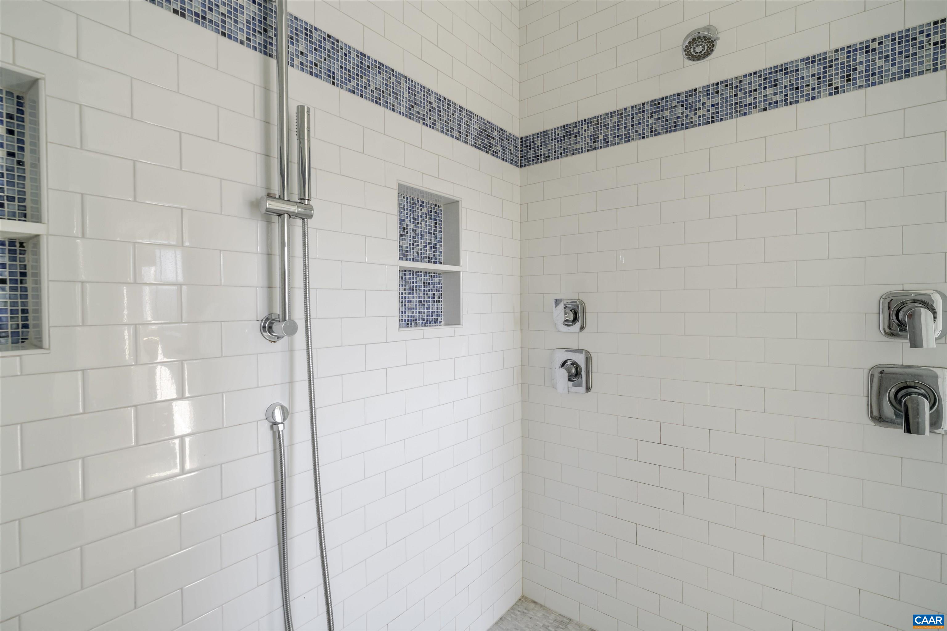 575 LOCHLYN HILL DR, CHARLOTTESVILLE, Virginia 22901, 3 Bedrooms Bedrooms, ,2 BathroomsBathrooms,Residential,575 LOCHLYN HILL DR,674463 MLS # 674463