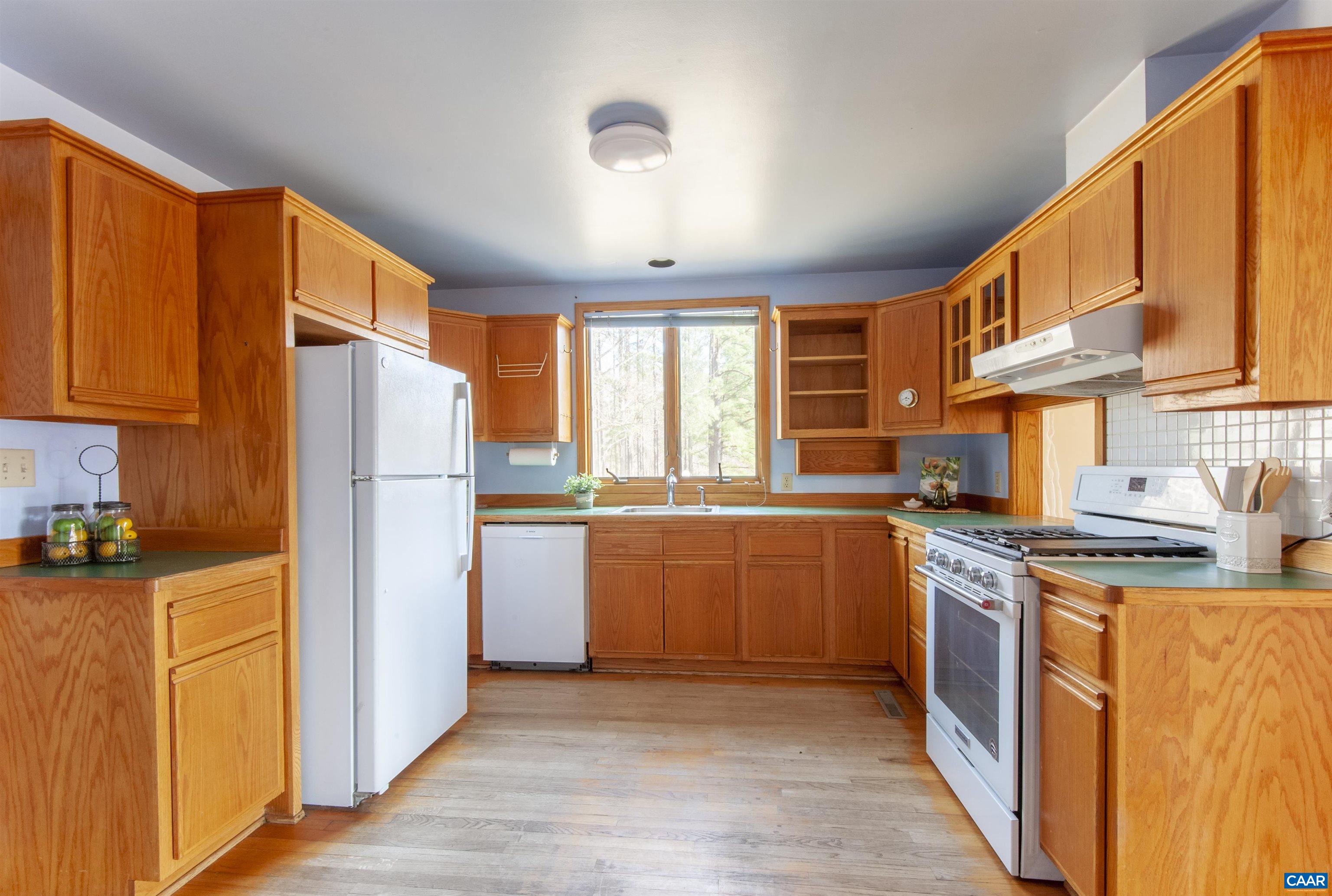 8268 DICK WOODS RD, AFTON, Virginia 22920, 3 Bedrooms Bedrooms, ,2 BathroomsBathrooms,Residential,Squirrel Hill,8268 DICK WOODS RD,674468 MLS # 674468