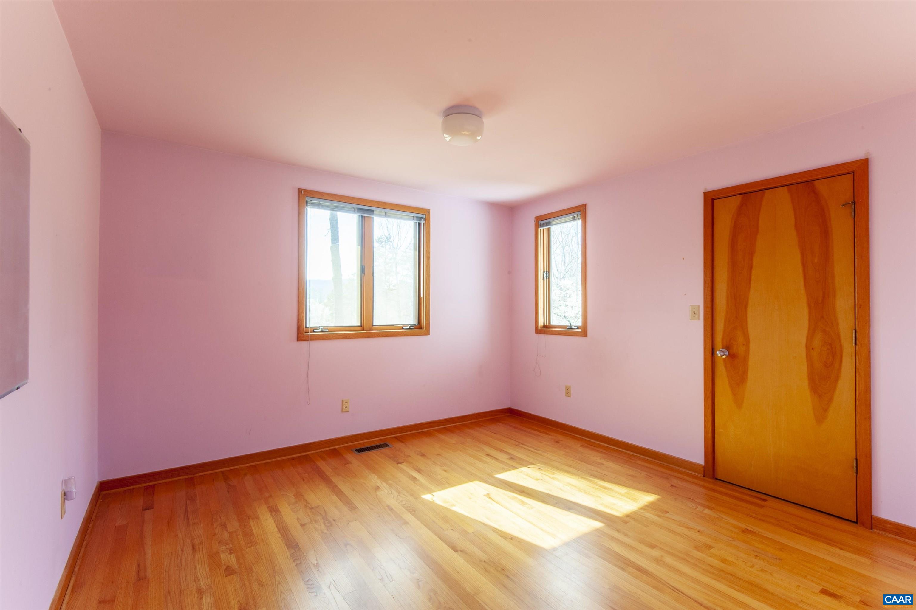 8268 DICK WOODS RD, AFTON, Virginia 22920, 3 Bedrooms Bedrooms, ,2 BathroomsBathrooms,Residential,Squirrel Hill,8268 DICK WOODS RD,674468 MLS # 674468