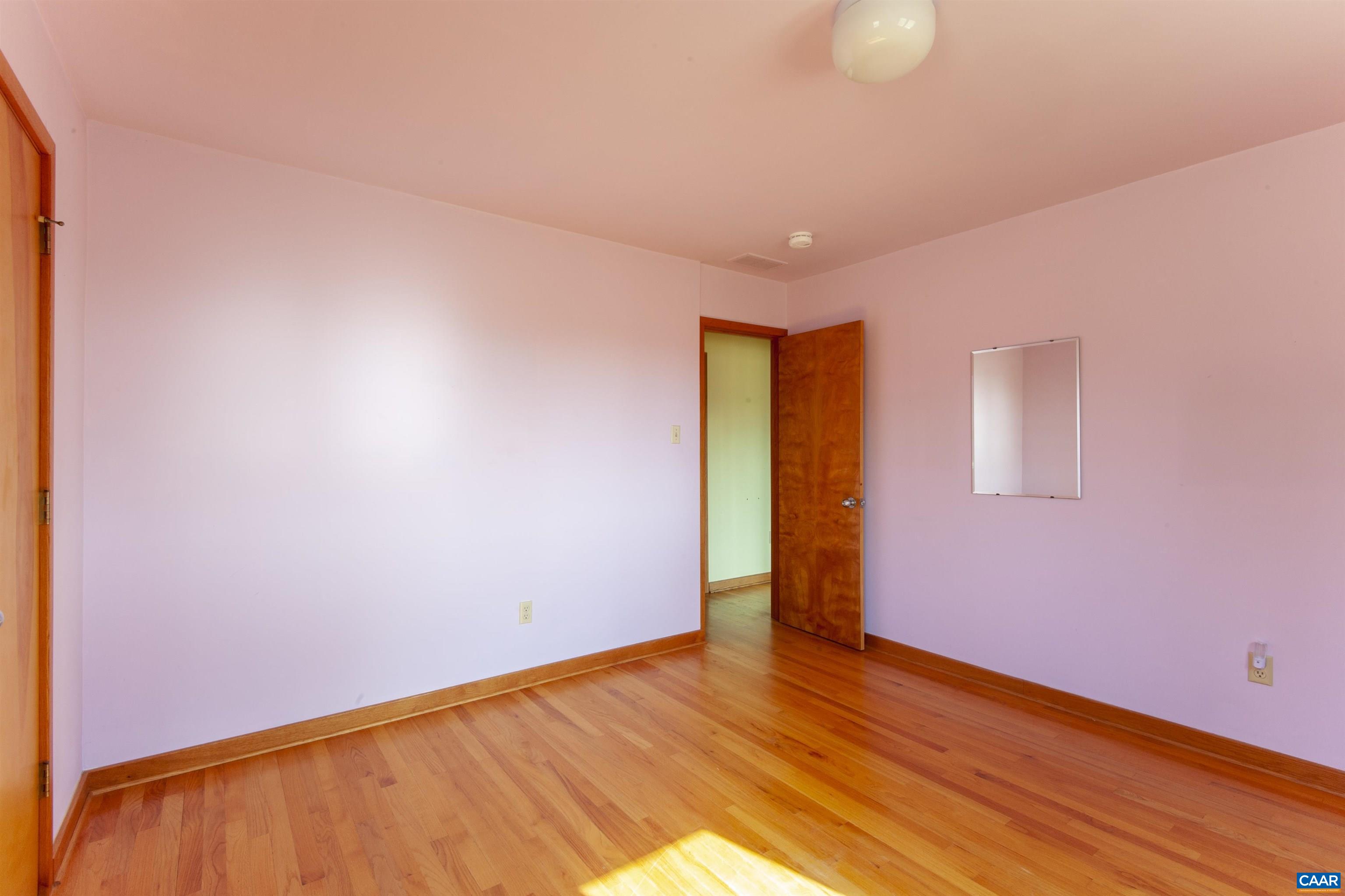 8268 DICK WOODS RD, AFTON, Virginia 22920, 3 Bedrooms Bedrooms, ,2 BathroomsBathrooms,Residential,Squirrel Hill,8268 DICK WOODS RD,674468 MLS # 674468