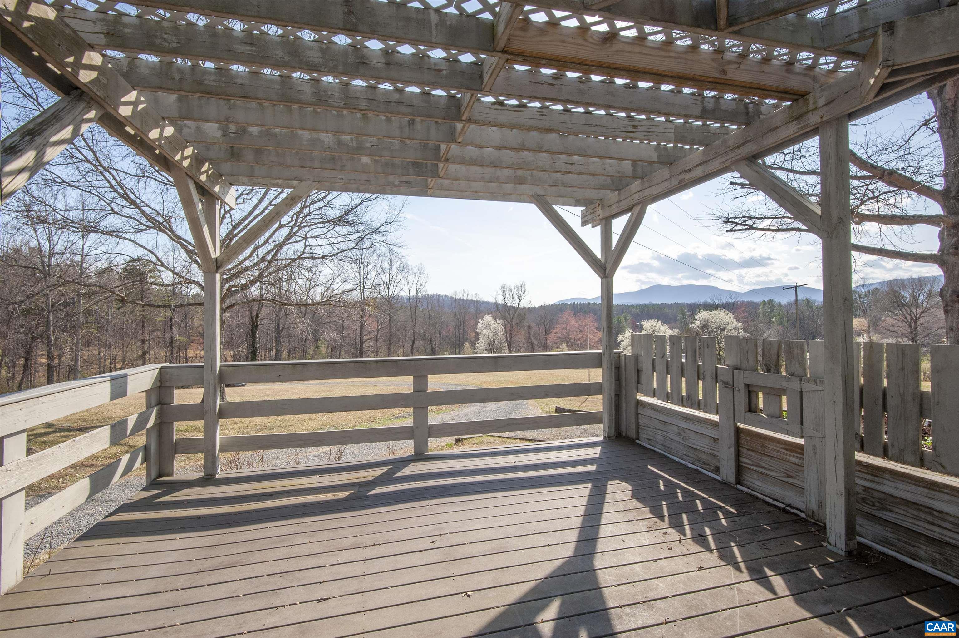 8268 DICK WOODS RD, AFTON, Virginia 22920, 3 Bedrooms Bedrooms, ,2 BathroomsBathrooms,Residential,Squirrel Hill,8268 DICK WOODS RD,674468 MLS # 674468