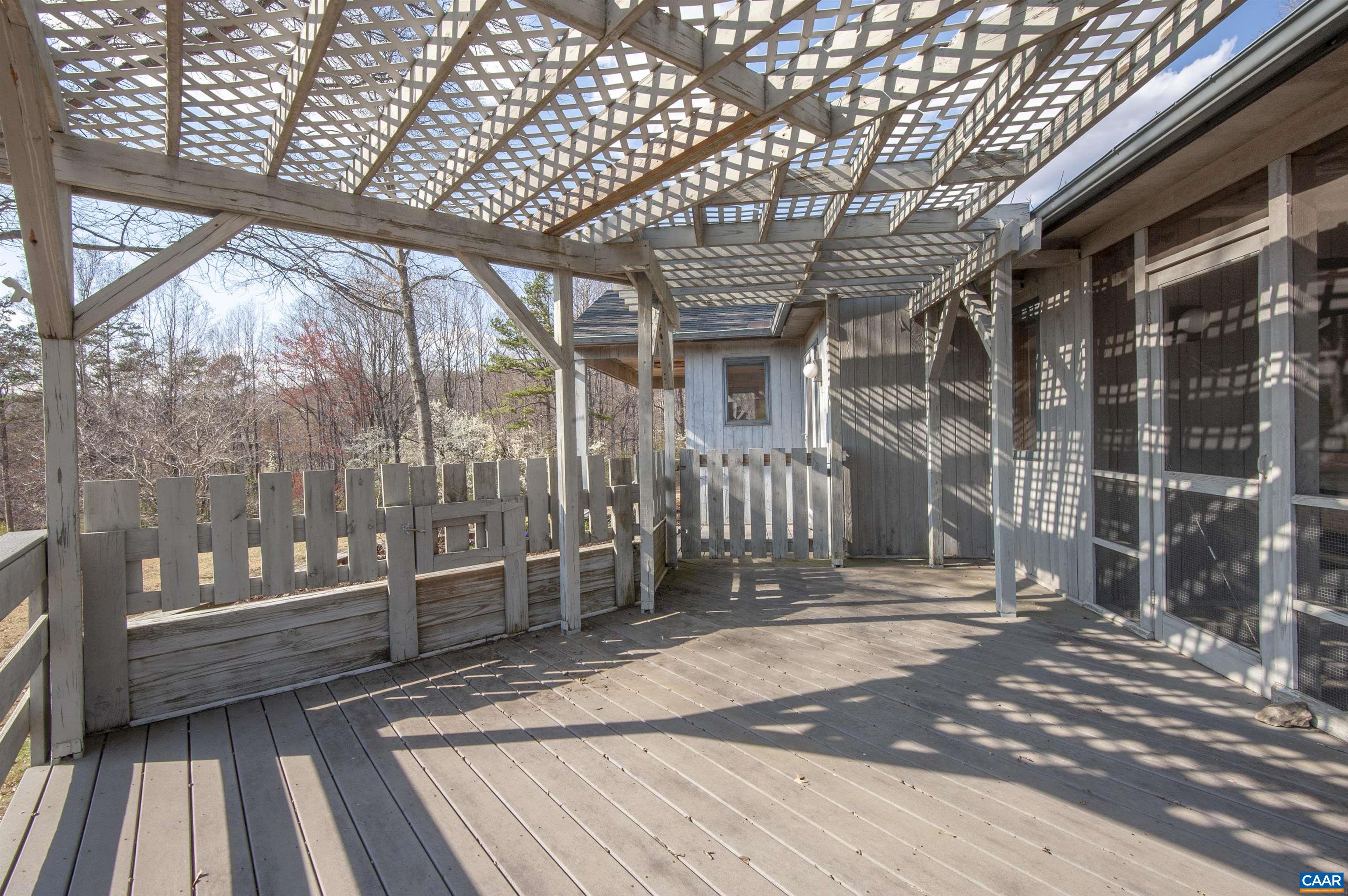 8268 DICK WOODS RD, AFTON, Virginia 22920, 3 Bedrooms Bedrooms, ,2 BathroomsBathrooms,Residential,Squirrel Hill,8268 DICK WOODS RD,674468 MLS # 674468