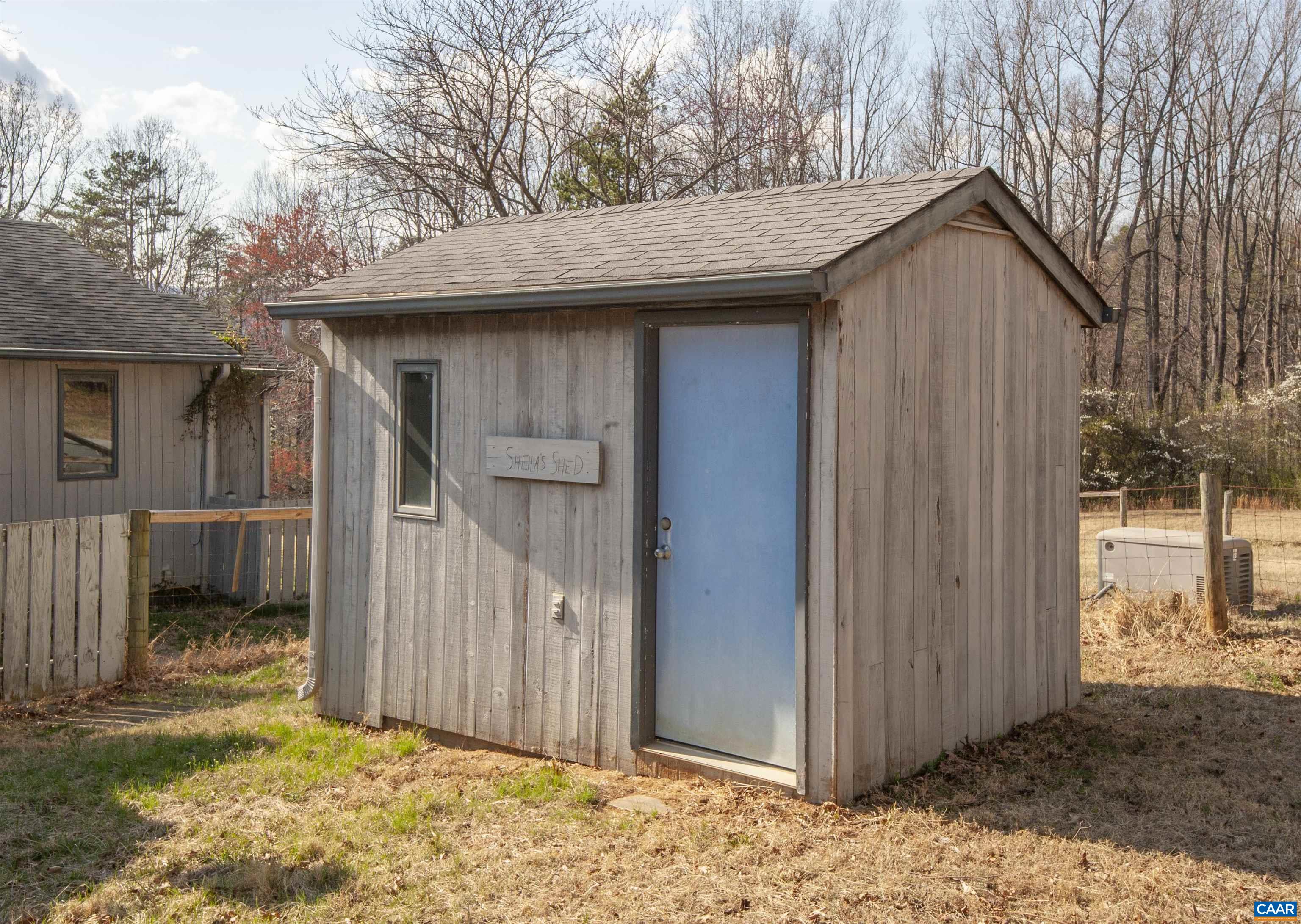 8268 DICK WOODS RD, AFTON, Virginia 22920, 3 Bedrooms Bedrooms, ,2 BathroomsBathrooms,Residential,Squirrel Hill,8268 DICK WOODS RD,674468 MLS # 674468