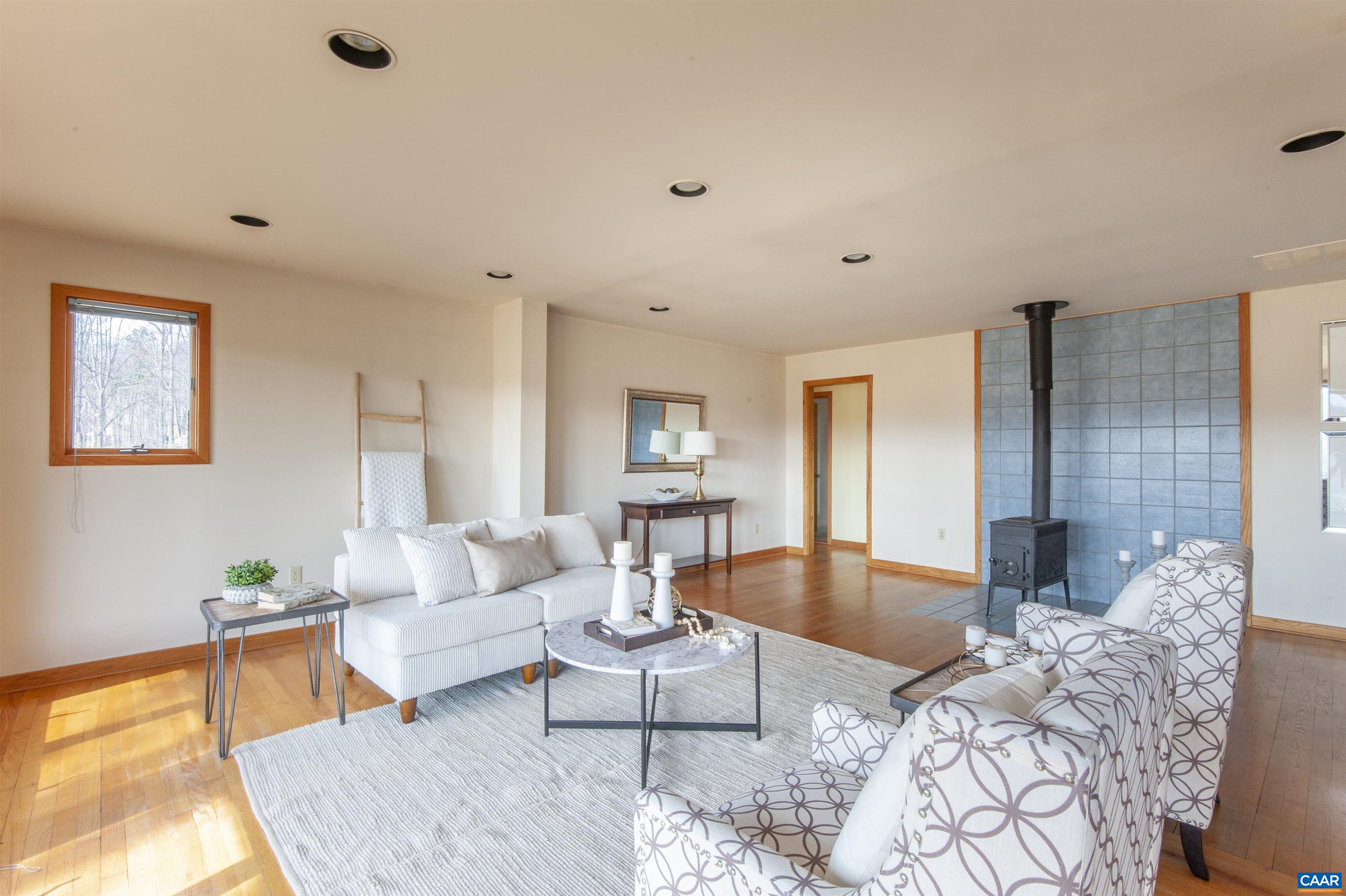 8268 DICK WOODS RD, AFTON, Virginia 22920, 3 Bedrooms Bedrooms, ,2 BathroomsBathrooms,Residential,Squirrel Hill,8268 DICK WOODS RD,674468 MLS # 674468