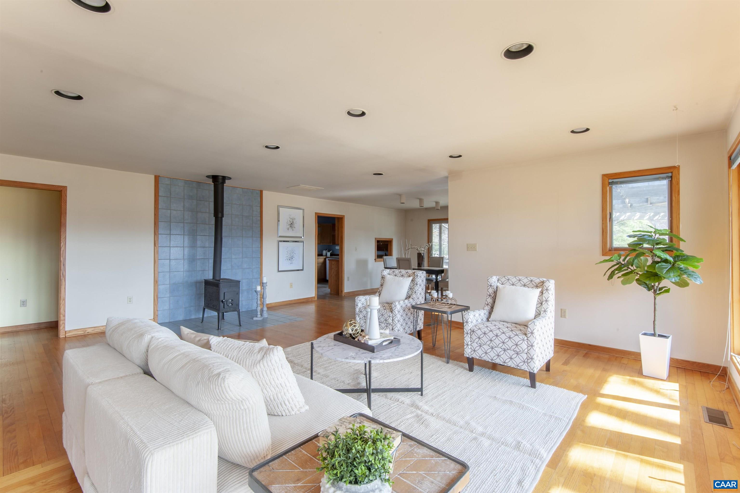 8268 DICK WOODS RD, AFTON, Virginia 22920, 3 Bedrooms Bedrooms, ,2 BathroomsBathrooms,Residential,Squirrel Hill,8268 DICK WOODS RD,674468 MLS # 674468