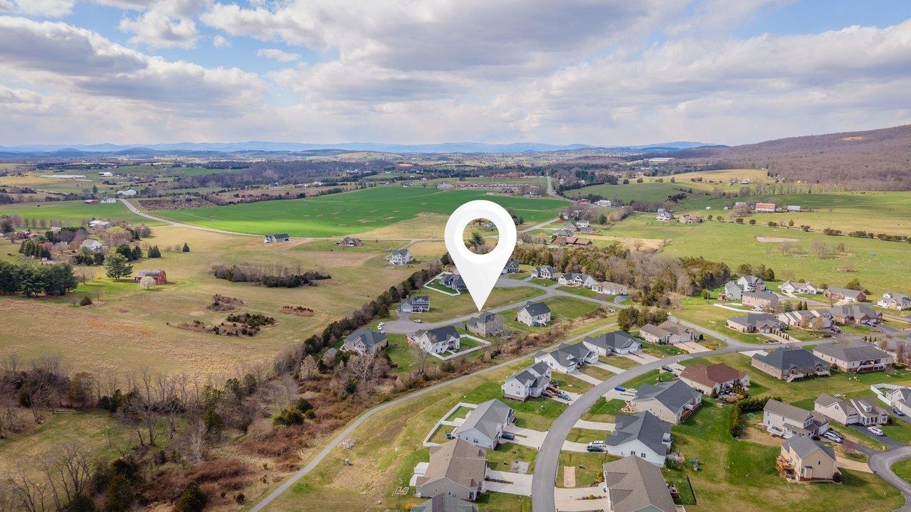 731 HIDDEN BROOK RD, MCGAHEYSVILLE, Virginia 22840, 5 Bedrooms Bedrooms, ,4 BathroomsBathrooms,Residential,731 HIDDEN BROOK RD,674499 MLS # 674499