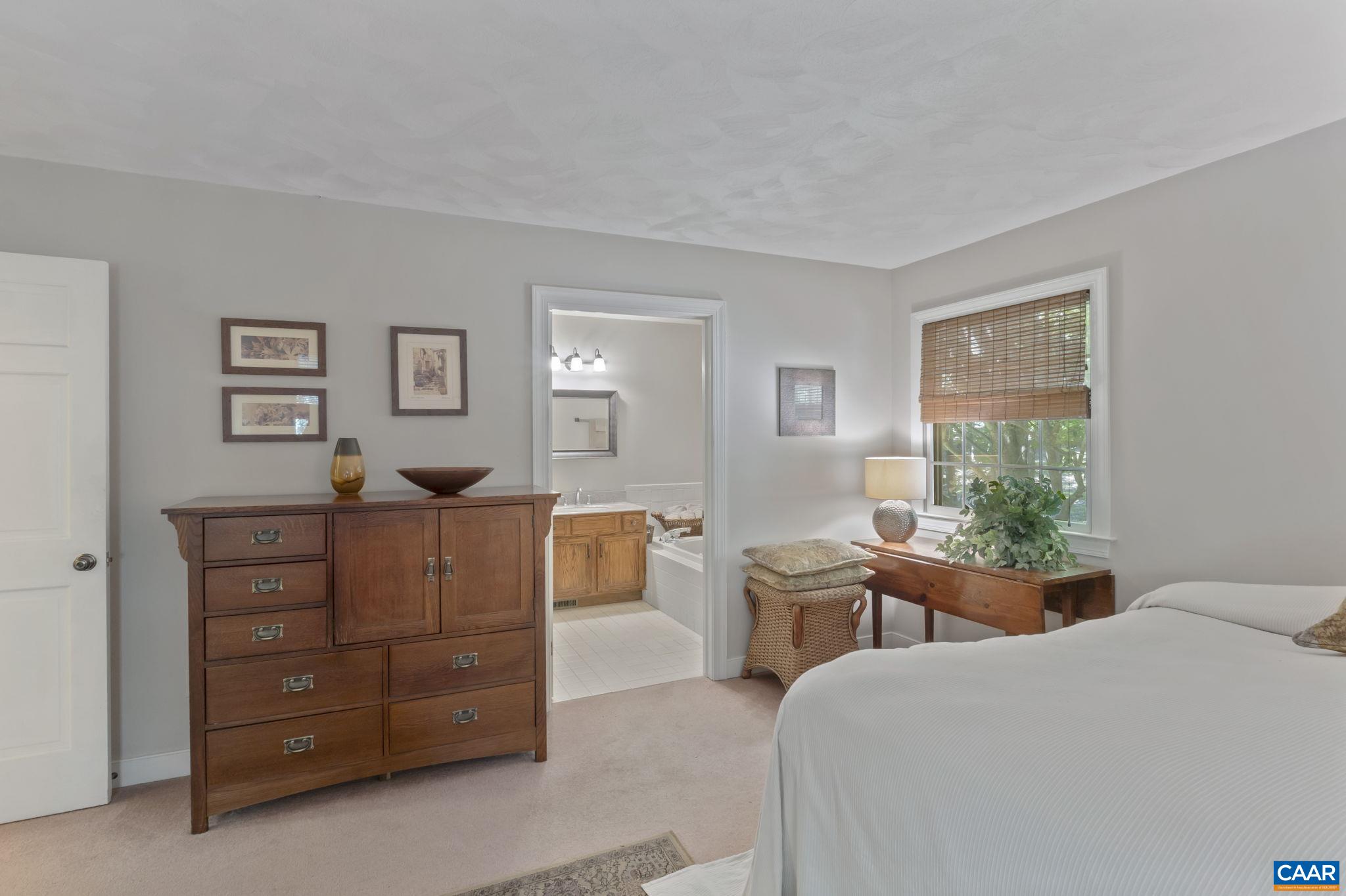 2 WHIPPOORWILL LN, PALMYRA, Virginia 22963, 4 Bedrooms Bedrooms, ,2 BathroomsBathrooms,Residential,2 WHIPPOORWILL LN,674634 MLS # 674634