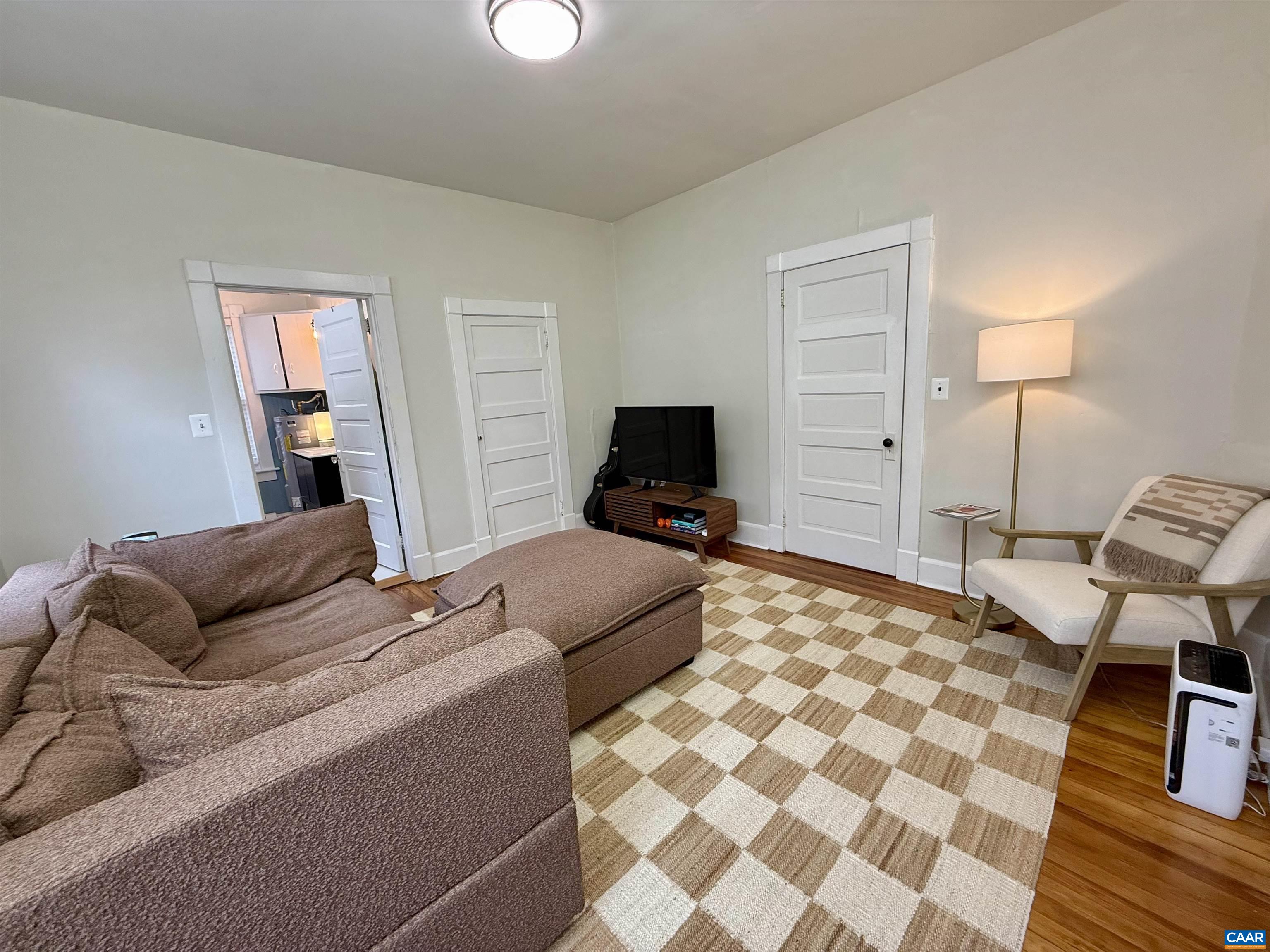 1404 EARLY ST, CHARLOTTESVILLE, Virginia 22902, 2 Bedrooms Bedrooms, ,1 BathroomBathrooms,Residential,1404 EARLY ST,674636 MLS # 674636