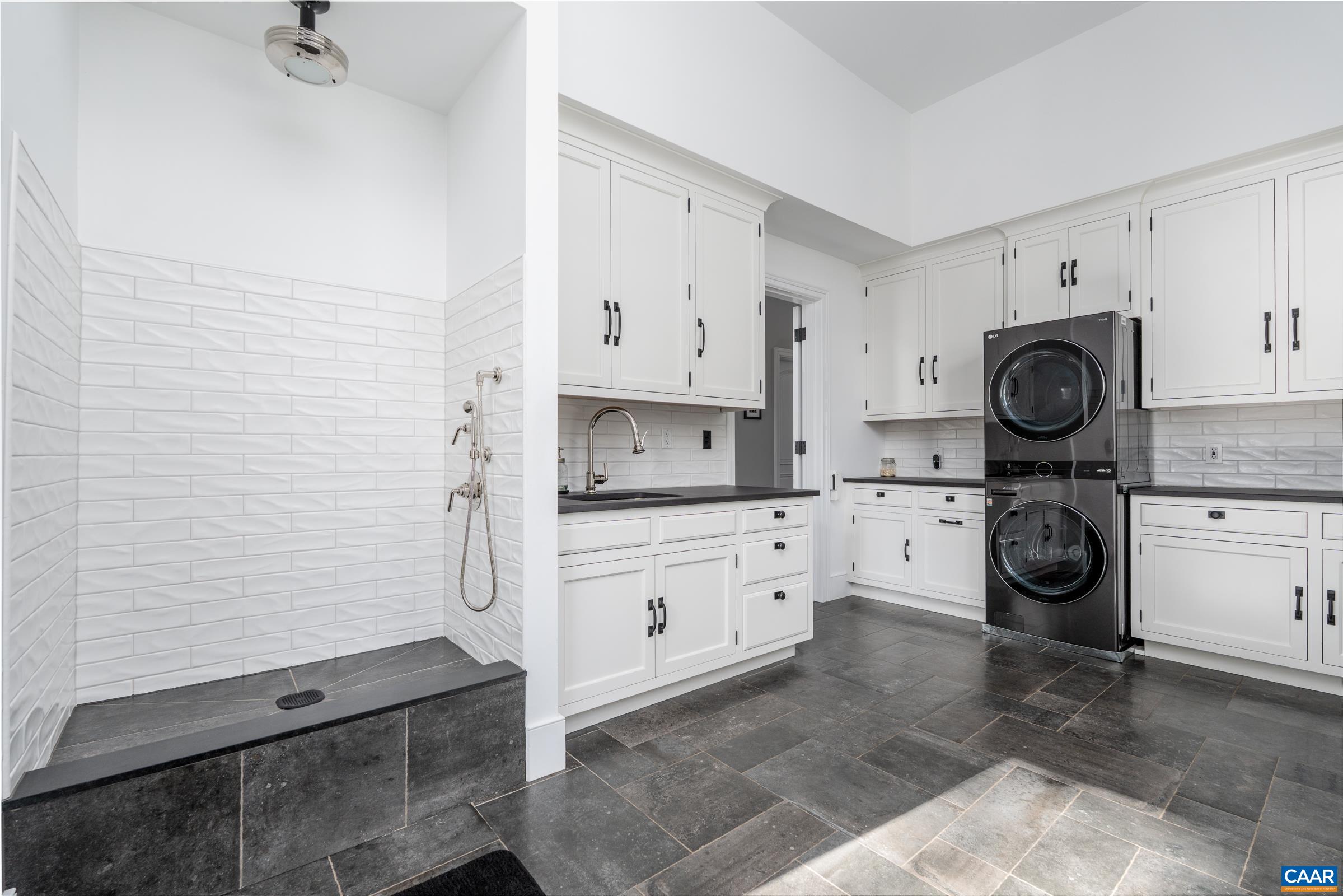 1859 RIVANNA FARM, CHARLOTTESVILLE, Virginia 22911, 10 Bedrooms Bedrooms, ,10 BathroomsBathrooms,Residential,1859 RIVANNA FARM,674640 MLS # 674640