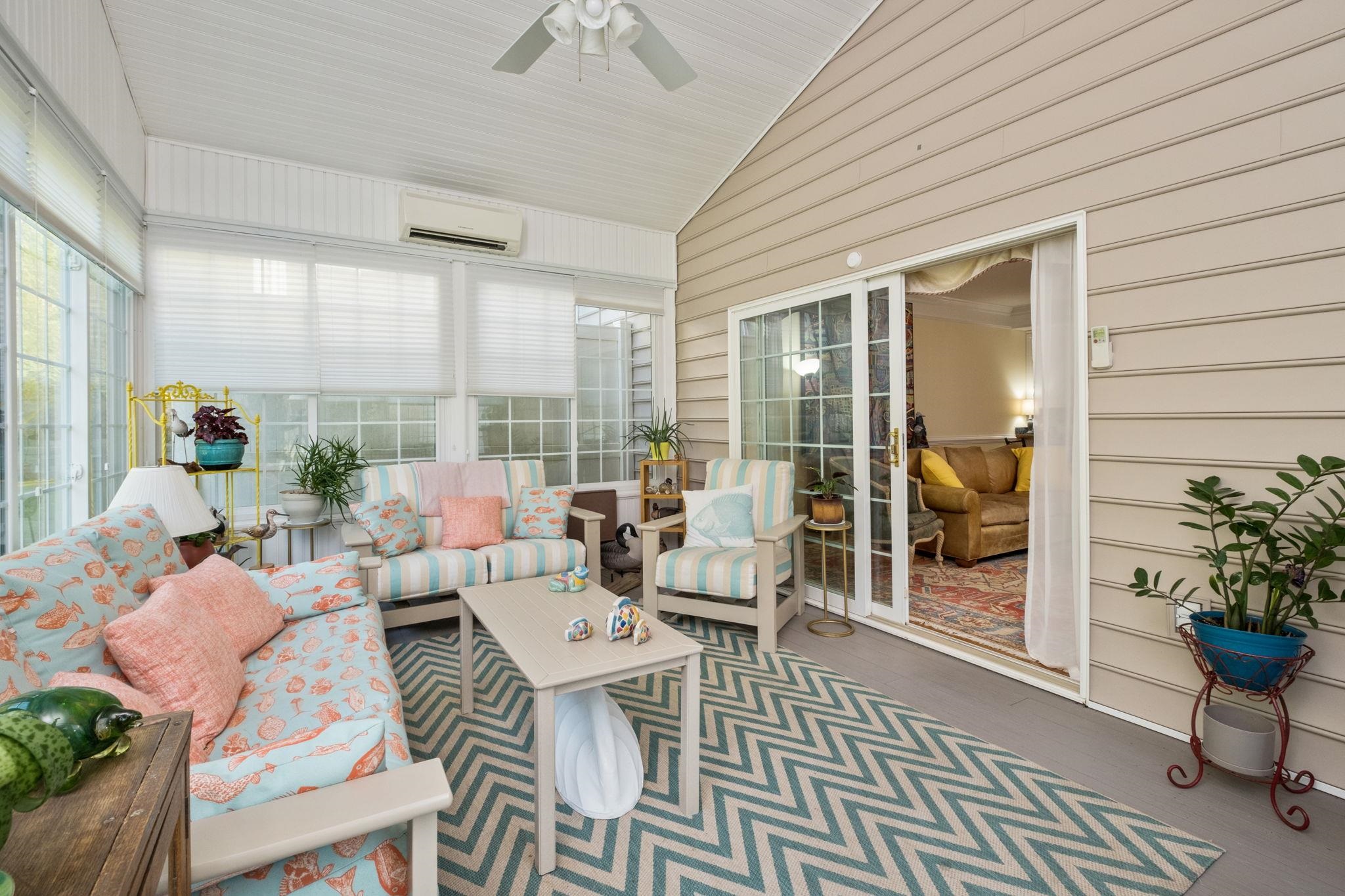 35 BUCKINGHAM COMMON, WAYNESBORO, Virginia 22980, 3 Bedrooms Bedrooms, ,2 BathroomsBathrooms,Residential,35 BUCKINGHAM COMMON,674646 MLS # 674646