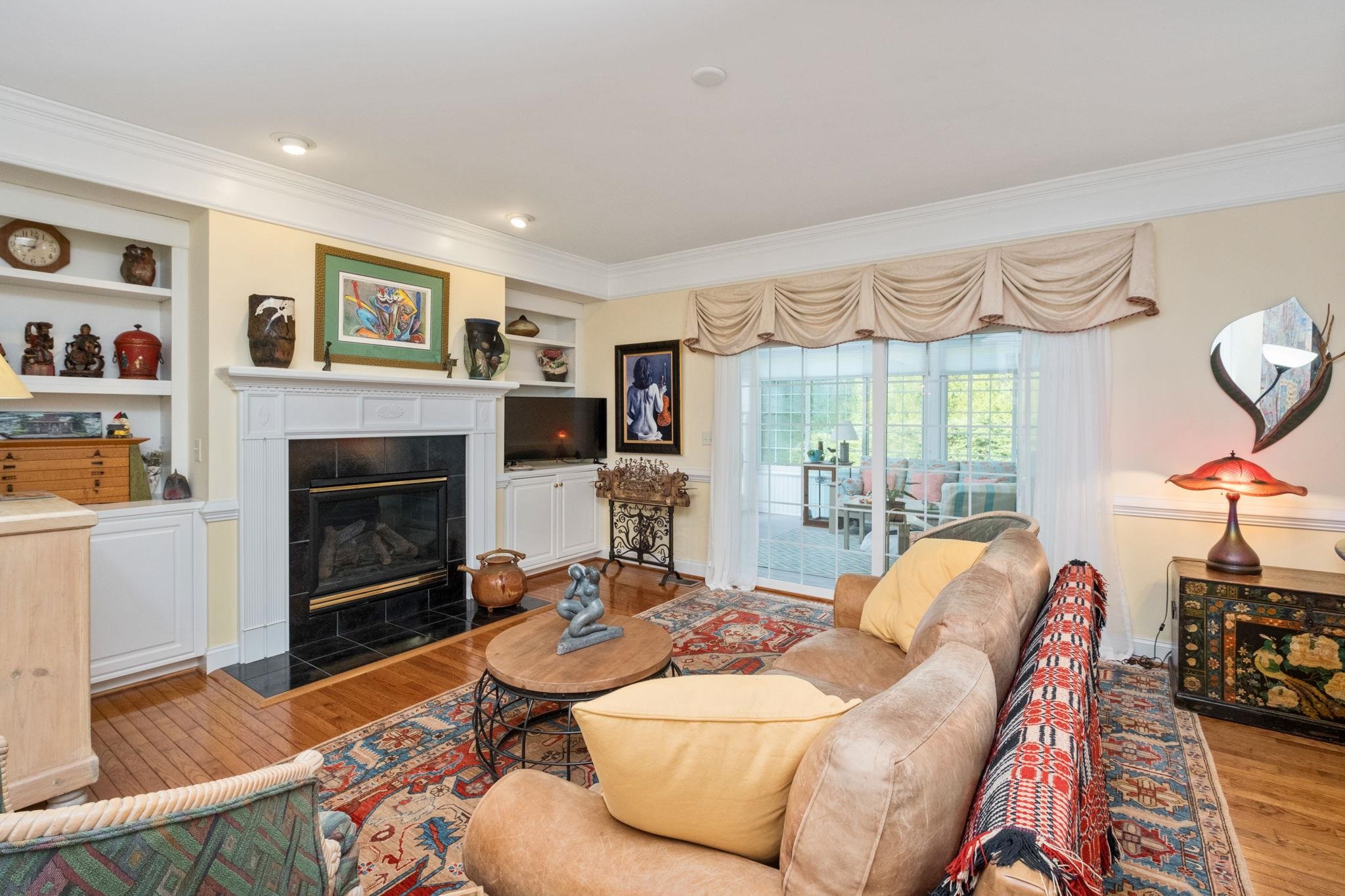 35 BUCKINGHAM COMMON, WAYNESBORO, Virginia 22980, 3 Bedrooms Bedrooms, ,2 BathroomsBathrooms,Residential,35 BUCKINGHAM COMMON,674646 MLS # 674646