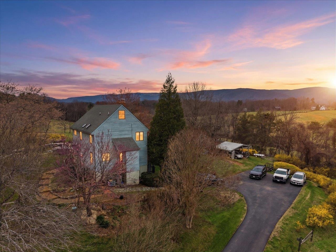 1120 KINGSWAY RD, AFTON, Virginia 22920, 3 Bedrooms Bedrooms, ,2 BathroomsBathrooms,Residential,Adams Eden,1120 KINGSWAY RD,674648 MLS # 674648