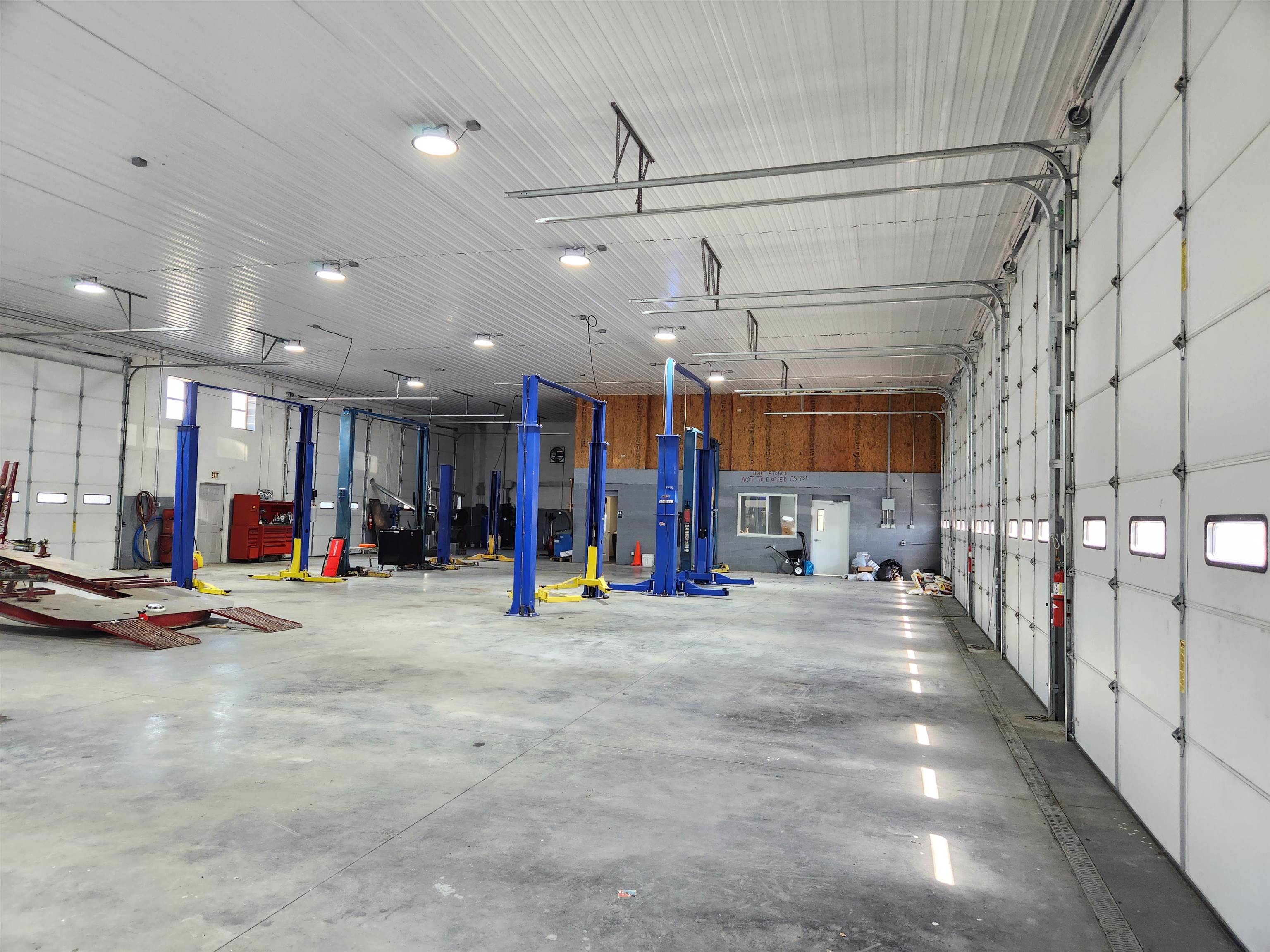 1207 N LIBERTY ST, HARRISONBURG, Virginia 22802, ,Commercial,1207 N LIBERTY ST,674673 MLS # 674673