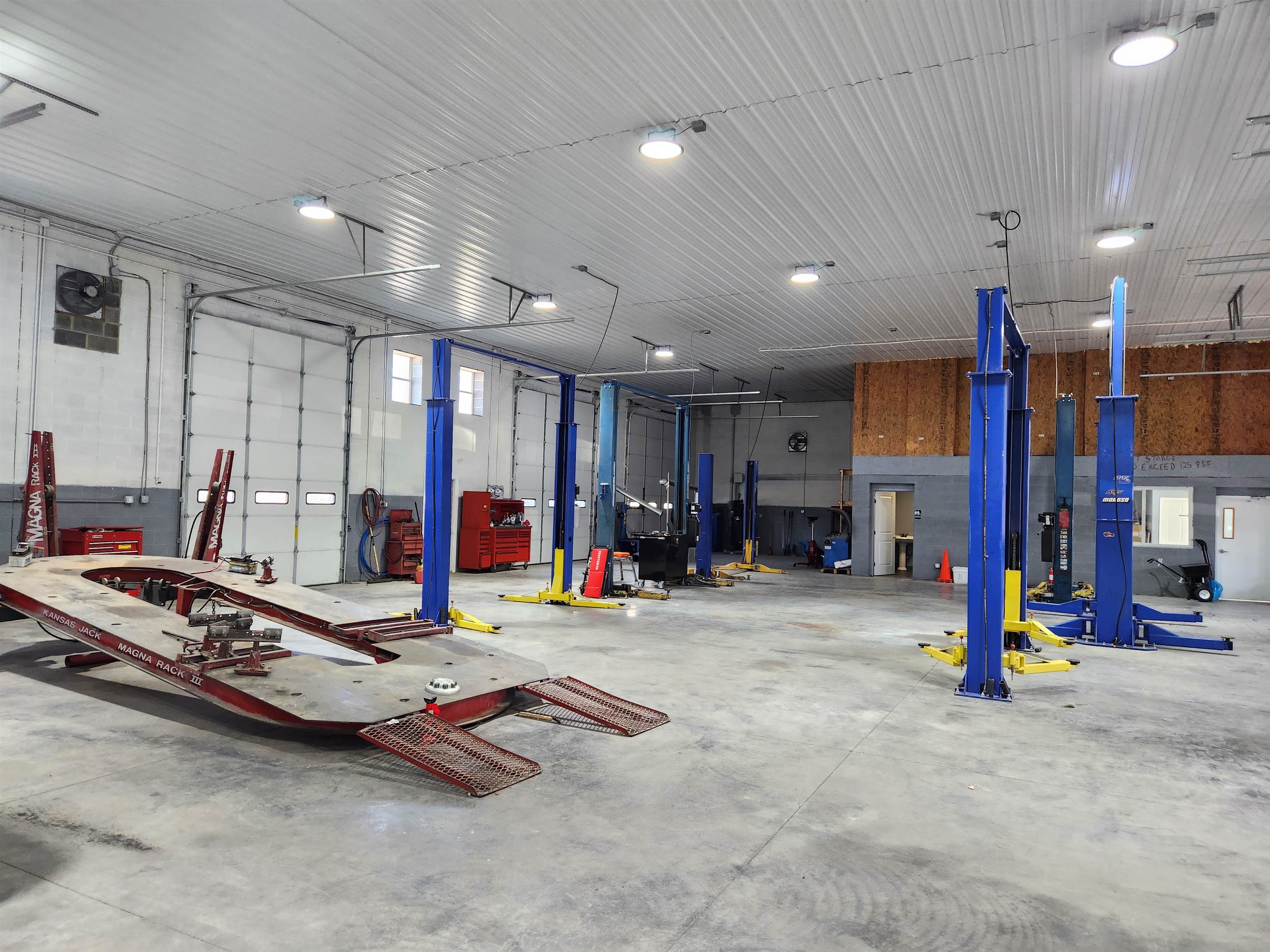 1207 N LIBERTY ST, HARRISONBURG, Virginia 22802, ,Commercial,1207 N LIBERTY ST,674673 MLS # 674673