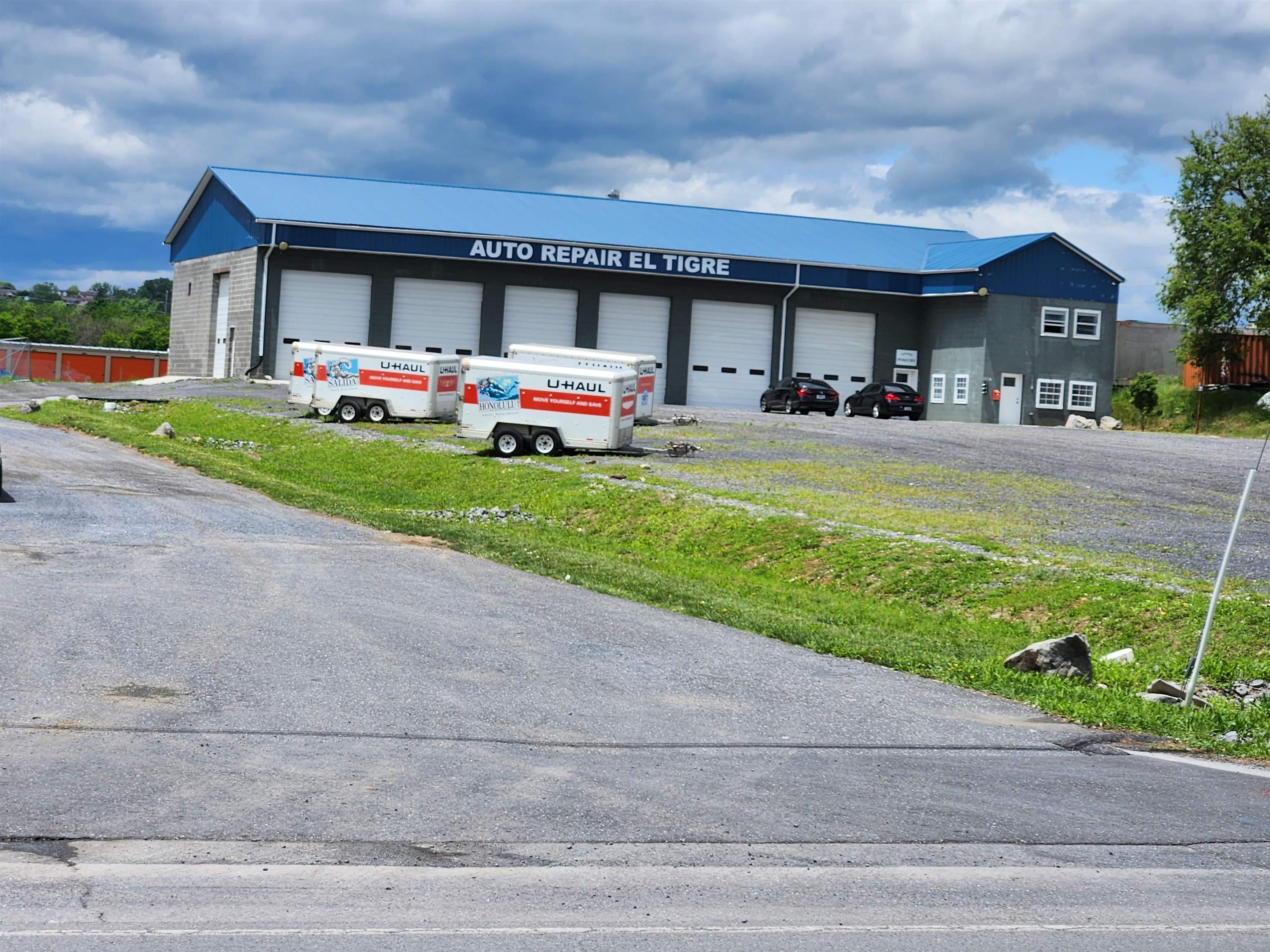 1207 N LIBERTY ST, HARRISONBURG, Virginia 22802, ,Commercial,1207 N LIBERTY ST,674673 MLS # 674673