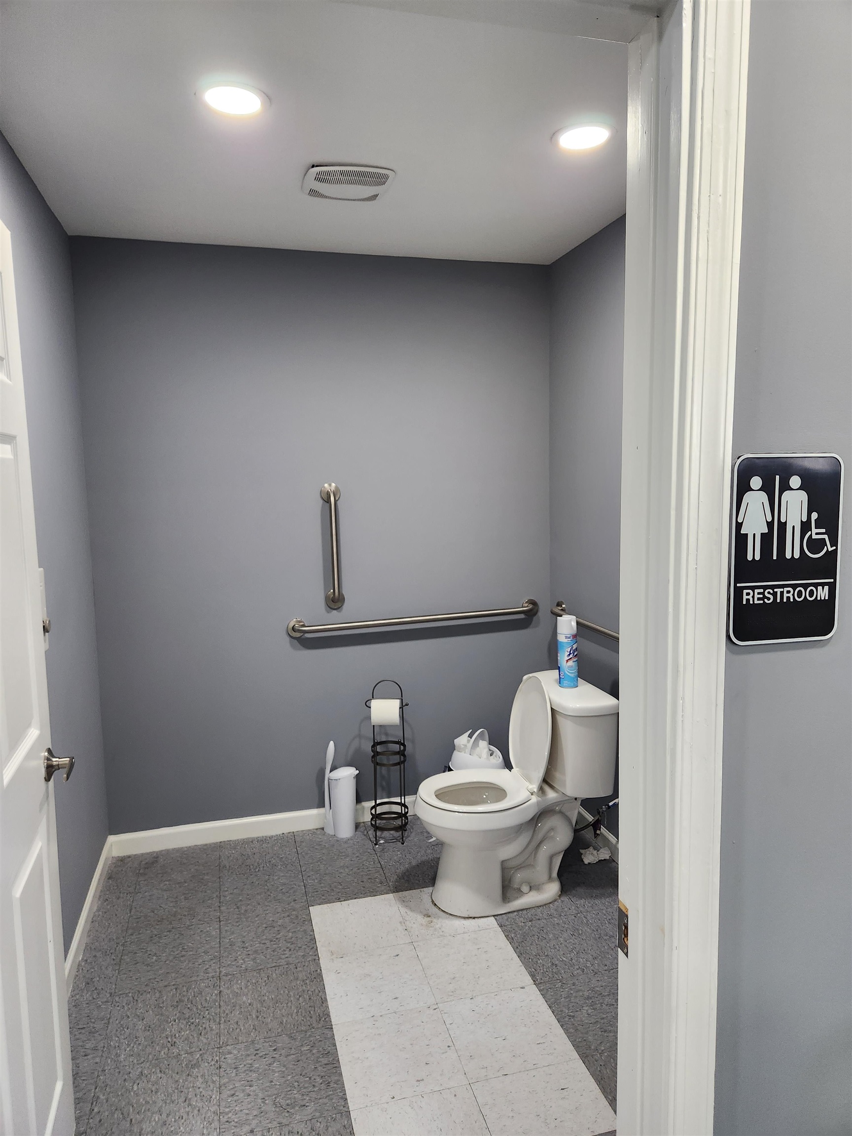 1207 N LIBERTY ST, HARRISONBURG, Virginia 22802, ,Commercial,1207 N LIBERTY ST,674673 MLS # 674673