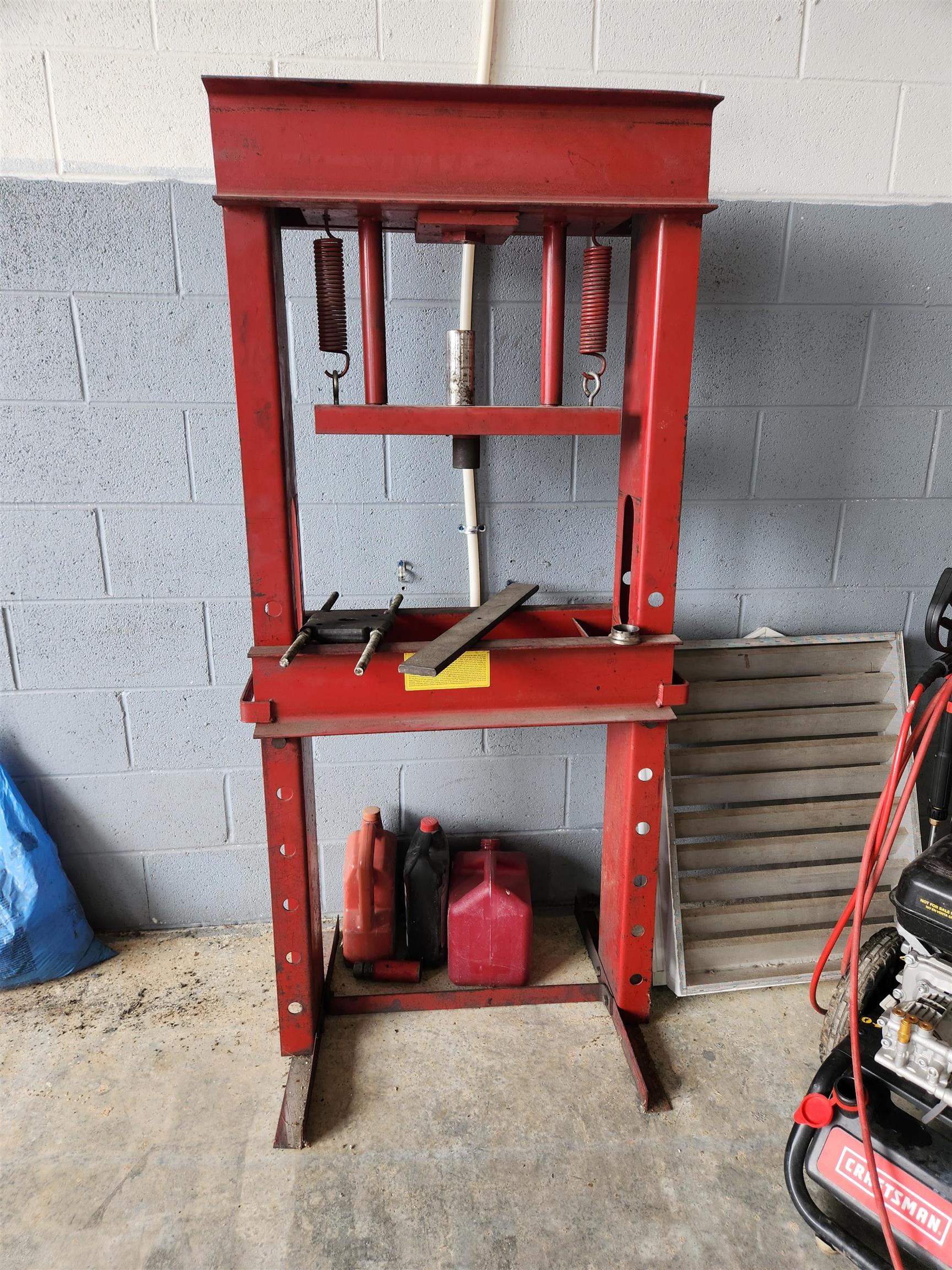 1207 N LIBERTY ST, HARRISONBURG, Virginia 22802, ,Commercial,1207 N LIBERTY ST,674673 MLS # 674673