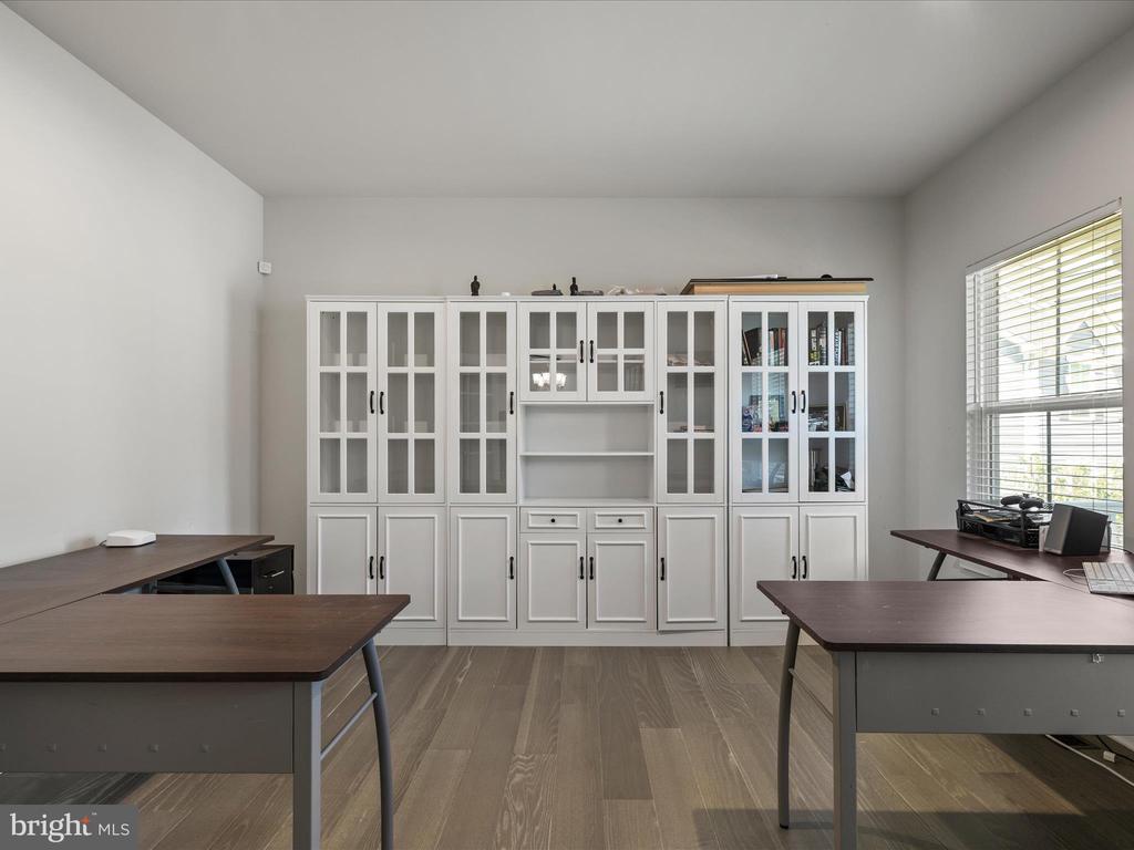 11710 SOUTHVIEW CT, SPOTSYLVANIA, Virginia 22551, 5 Bedrooms Bedrooms, ,3 BathroomsBathrooms,Residential,11710 SOUTHVIEW CT,VASP2036458 MLS # VASP2036458